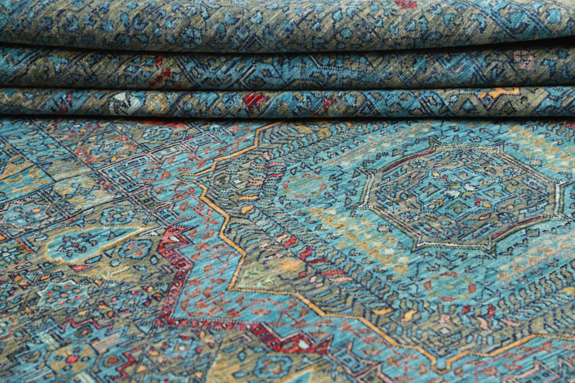 Mamluk Pakistani Rug — hand-knotted, 202 × 303 cm, Wool