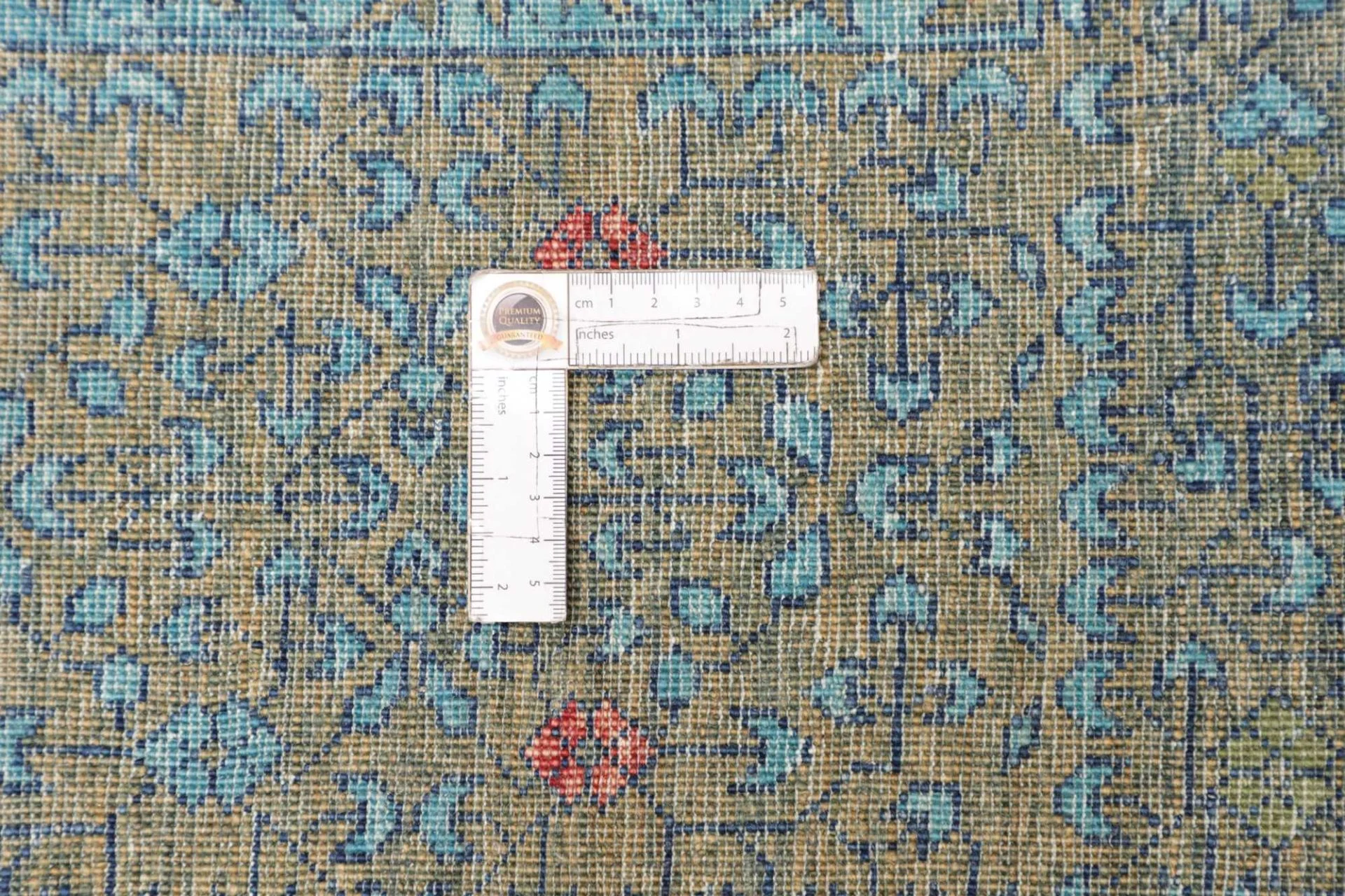 Mamluk Pakistani Rug — hand-knotted, 202 × 303 cm, Wool