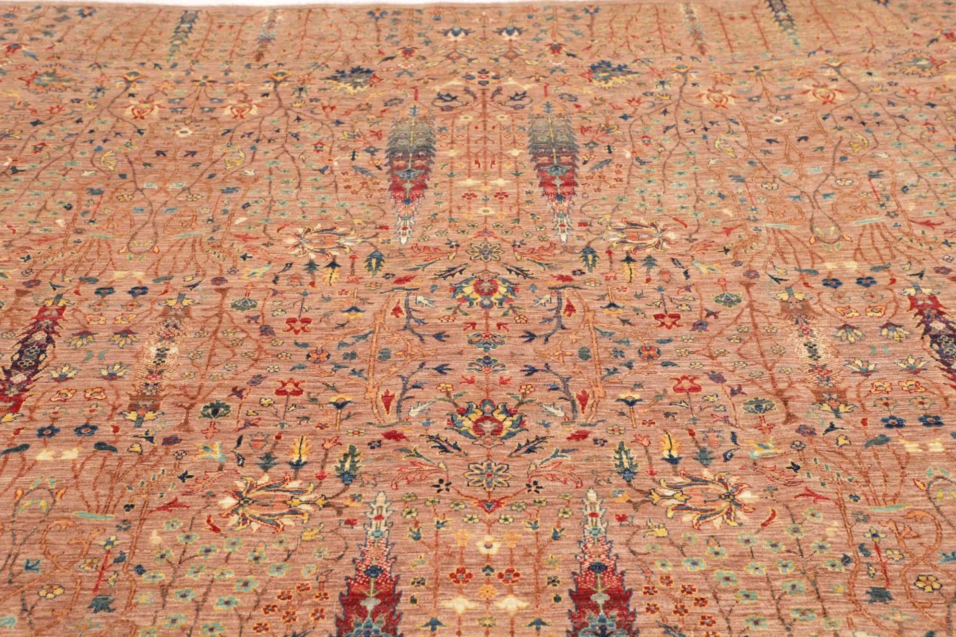 Hand-Knotted Wool Samarkand Pakistani Rug, 247 × 299 cm