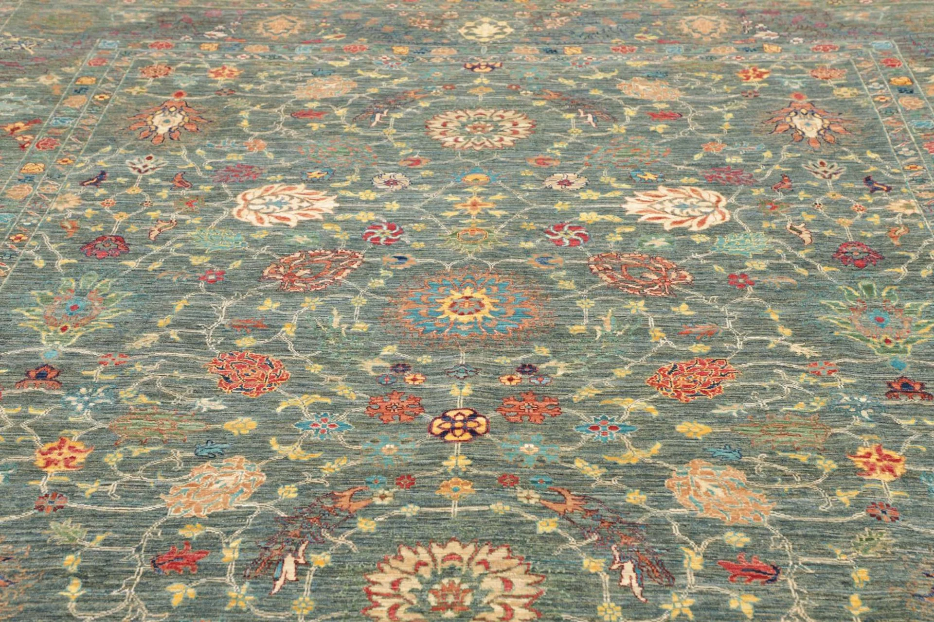 Hand-Knotted Wool Samarkand Pakistani Rug, 248 × 298 cm