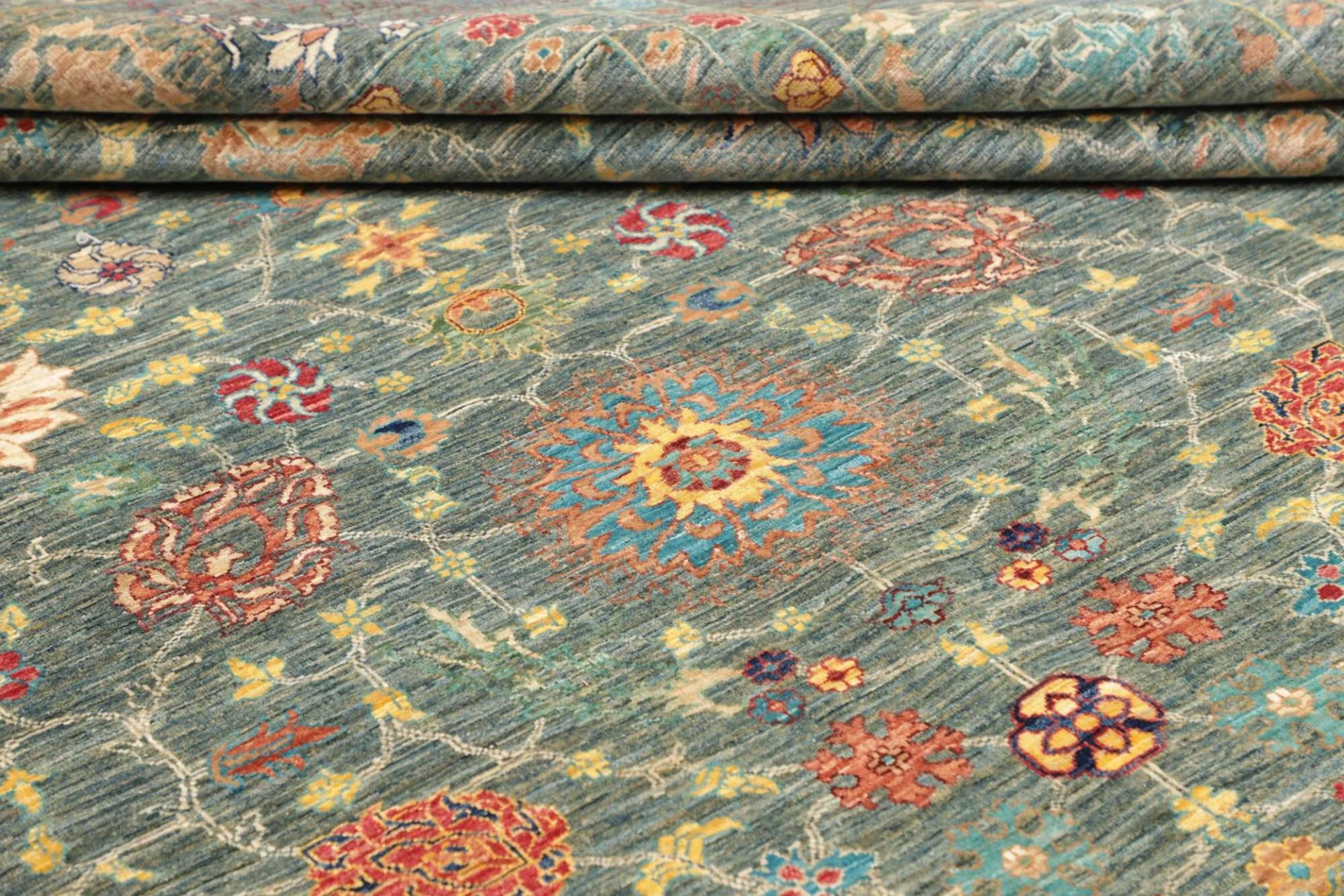 Hand-Knotted Wool Samarkand Pakistani Rug, 248 × 298 cm
