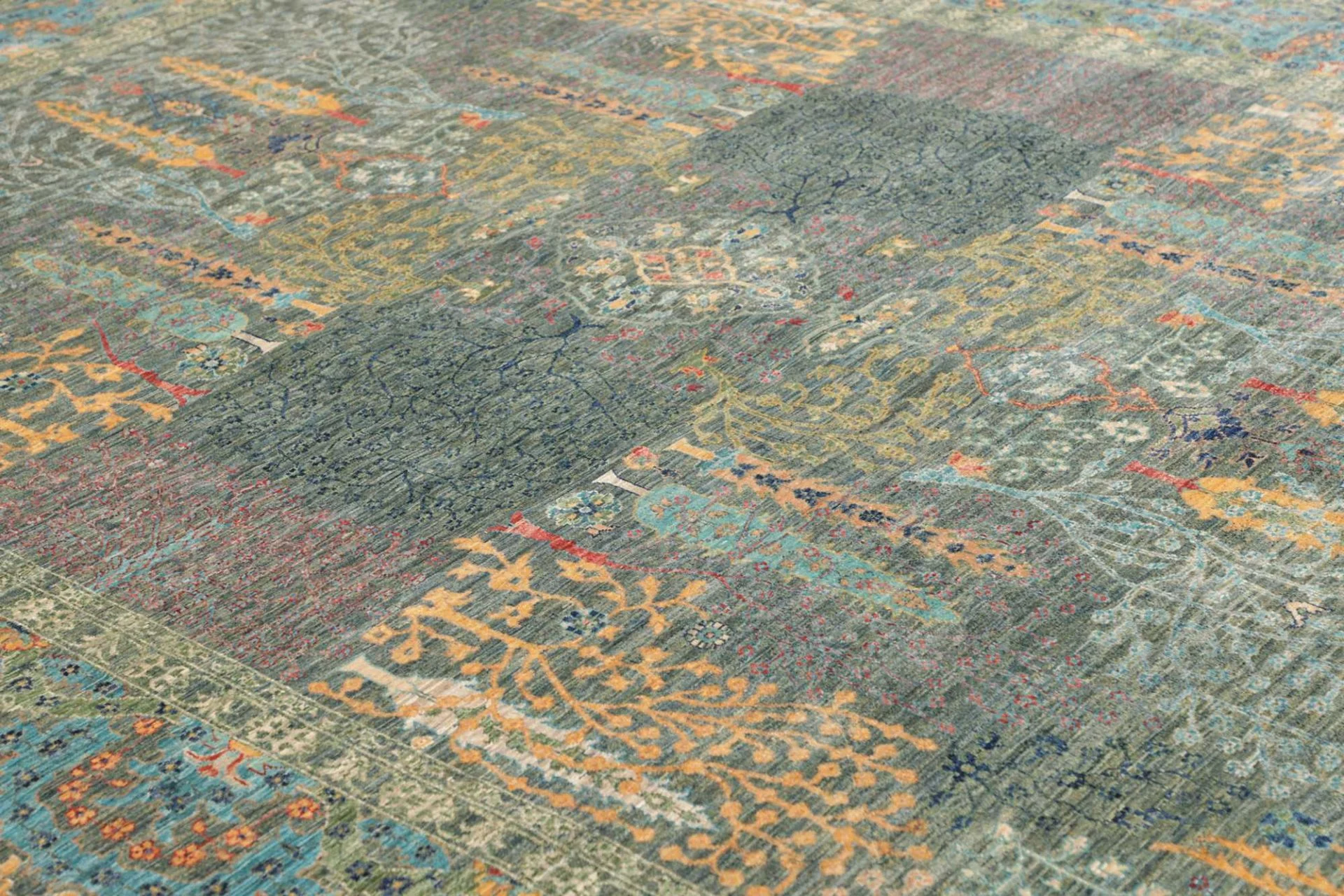 Samarkand Pakistani Rug 249 × 307 cm, Wool, hand-knotted