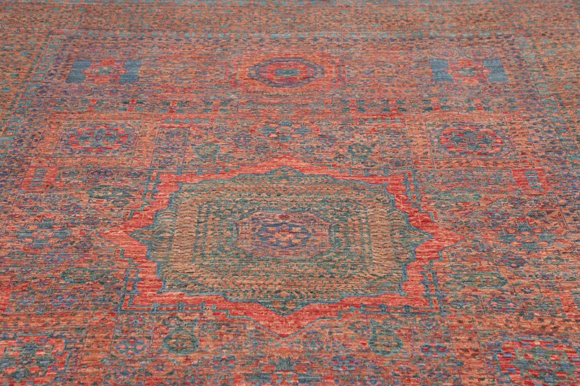 Mamluk Pakistani Rug 211 × 300 cm, Wool, hand-knotted