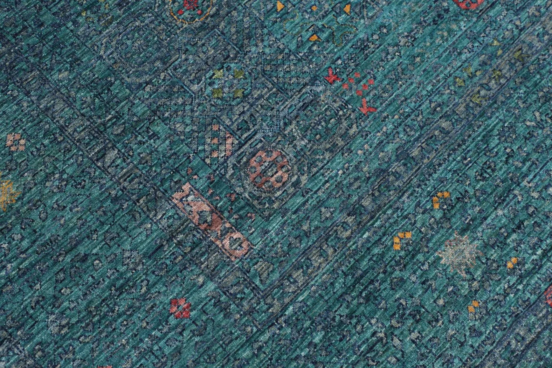 Hand-Knotted Wool Mamluk Pakistani Rug, 211 × 293 cm