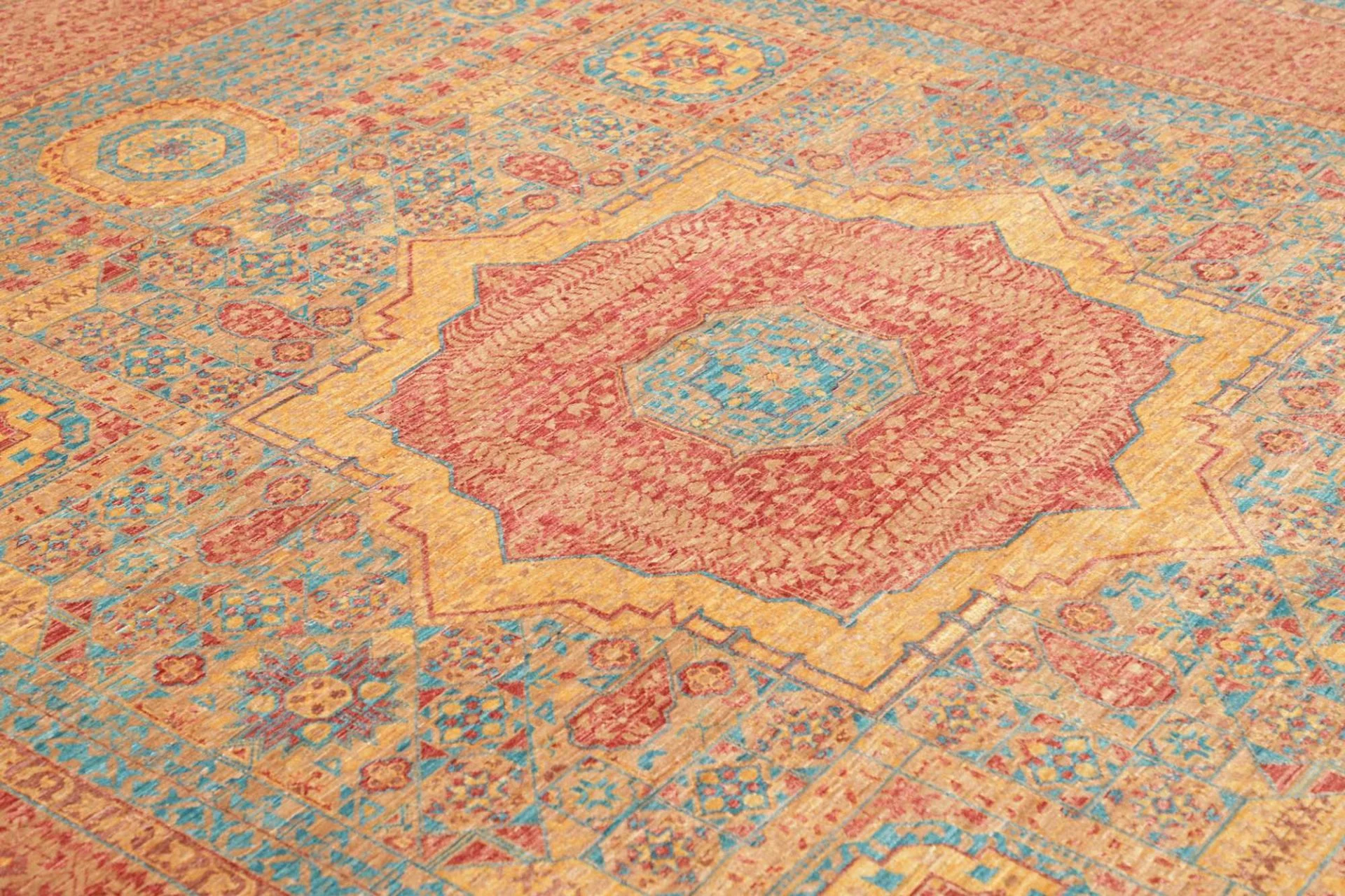 Mamluk Pakistani Rug 250 × 309 cm, Wool, hand-knotted