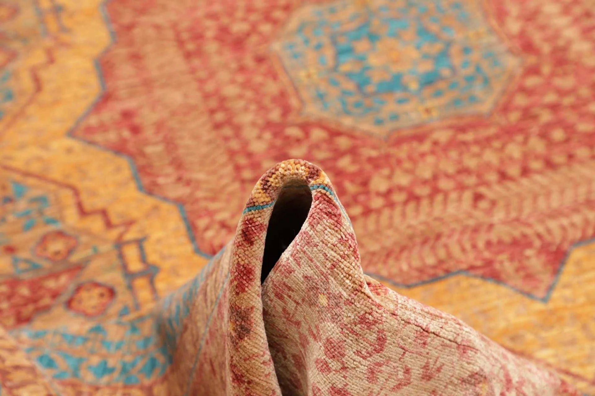 Mamluk Pakistani Rug 250 × 309 cm, Wool, hand-knotted