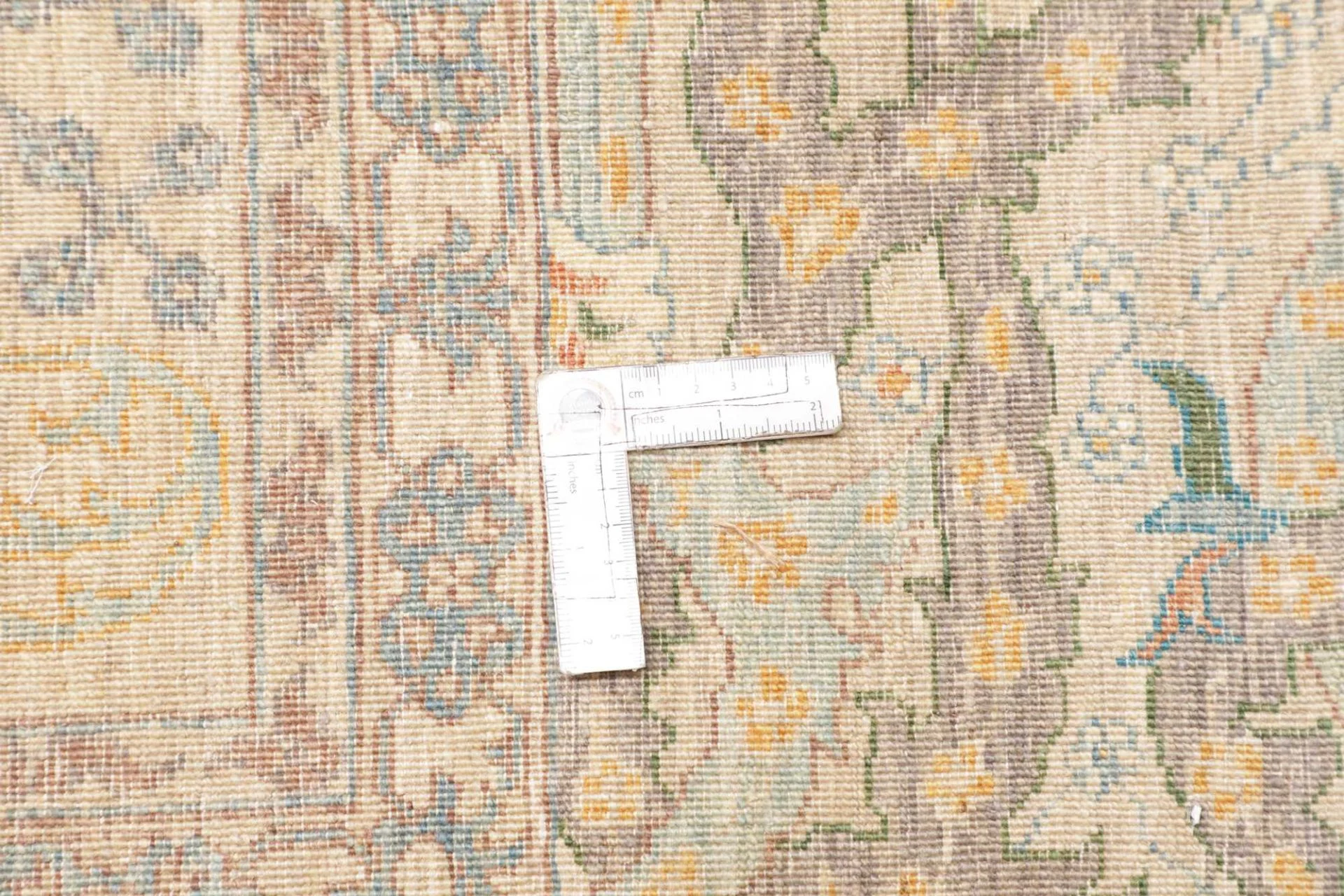 Samarkand Pakistani Rug 243 × 301 cm, Wool, hand-knotted
