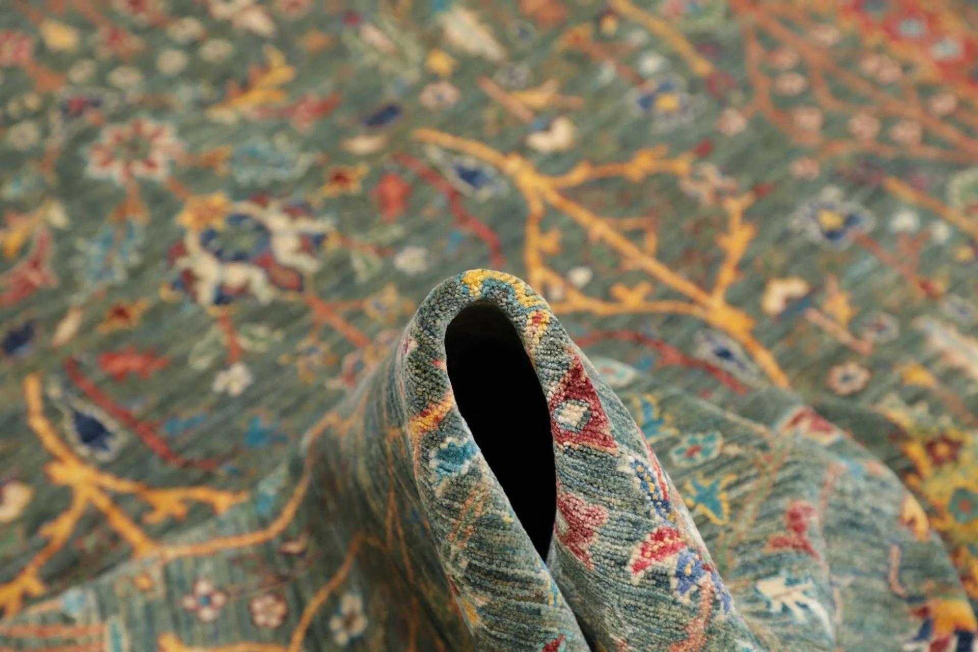 Samarkand Pakistani Rug 203 × 248 cm, Wool, hand-knotted