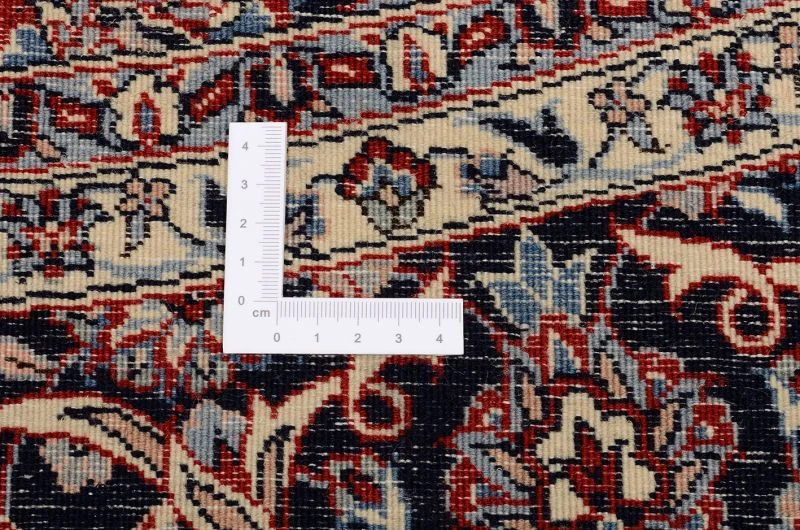 Hand-Knotted Wool Isfahan Chinese Rug, 205 × 205 cm