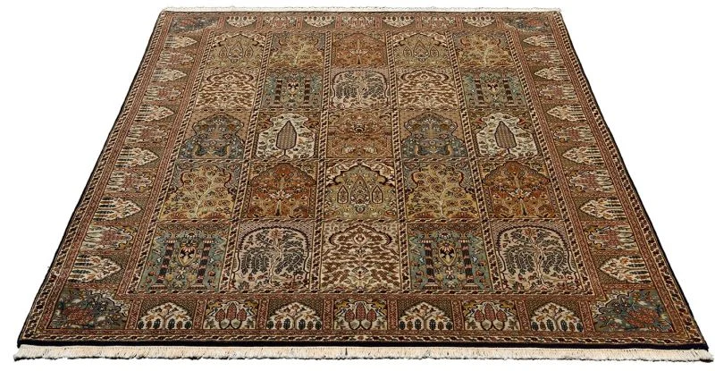 Qom Indian Rug 176 × 235 cm, Wool, hand-knotted