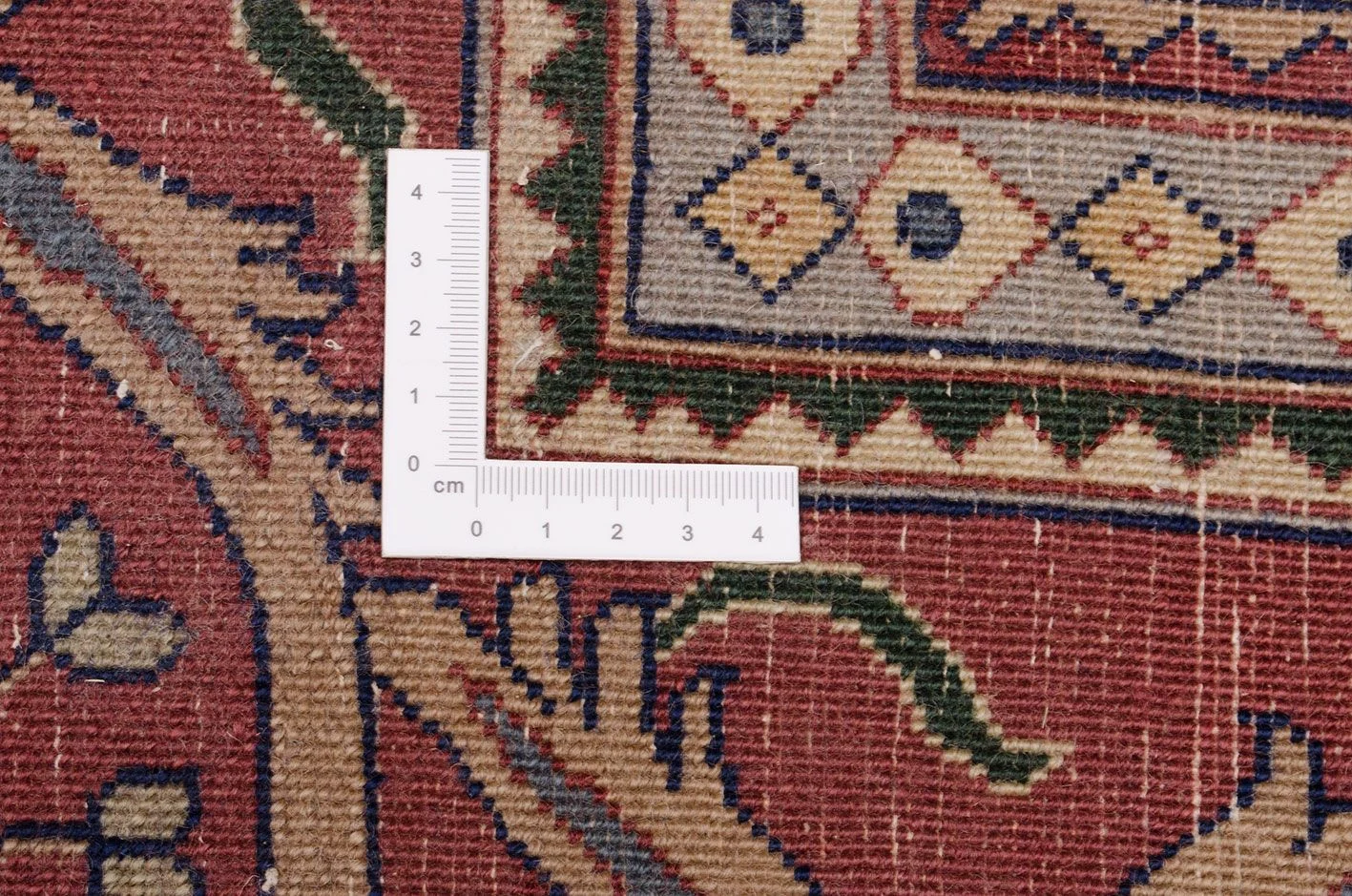 Hand-Knotted Wool Sarouk Indian Rug, 249 × 305 cm