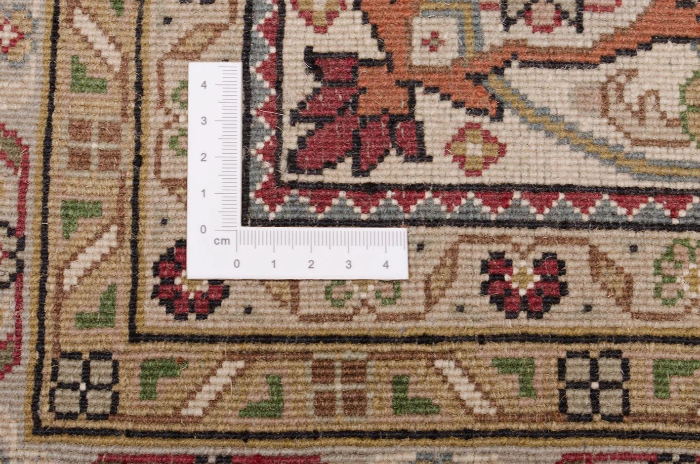 Tabriz Indian Rug — hand-knotted, 252 × 306 cm, Wool