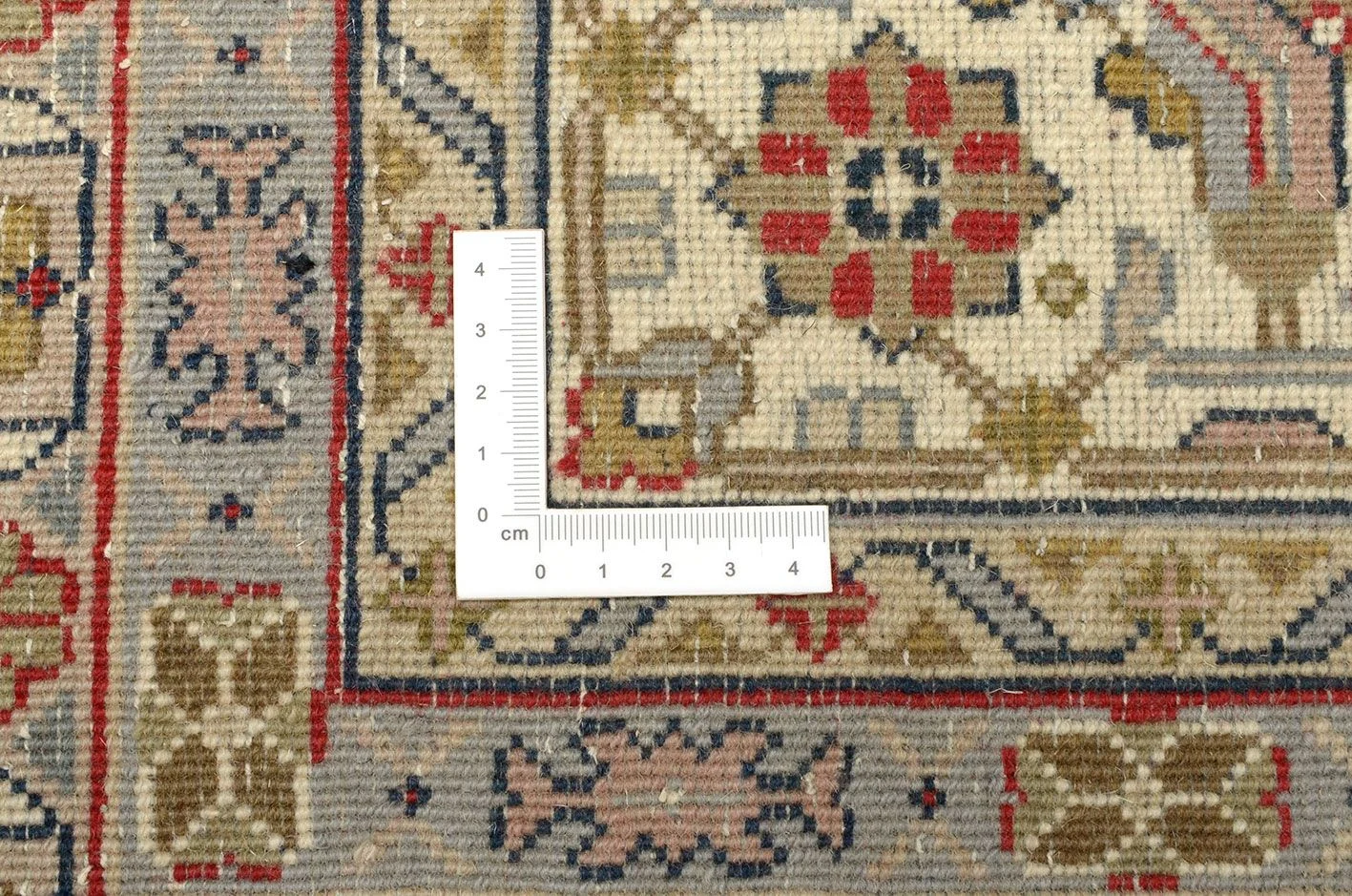 Tabriz Indian Rug — hand-knotted, 252 × 353 cm, Wool
