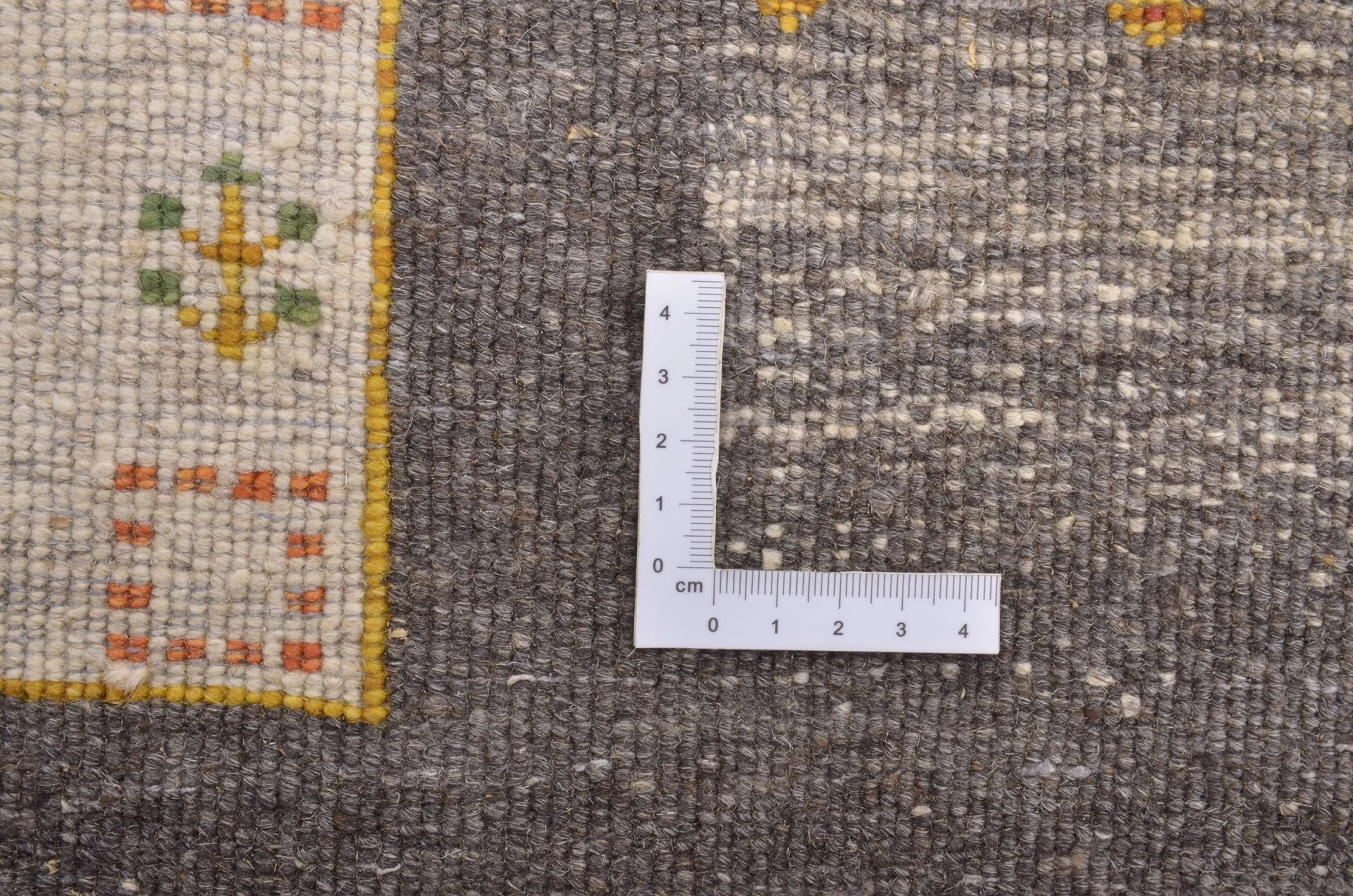 Hand-Knotted Wool Loribaft Indian Rug, 178 × 246 cm
