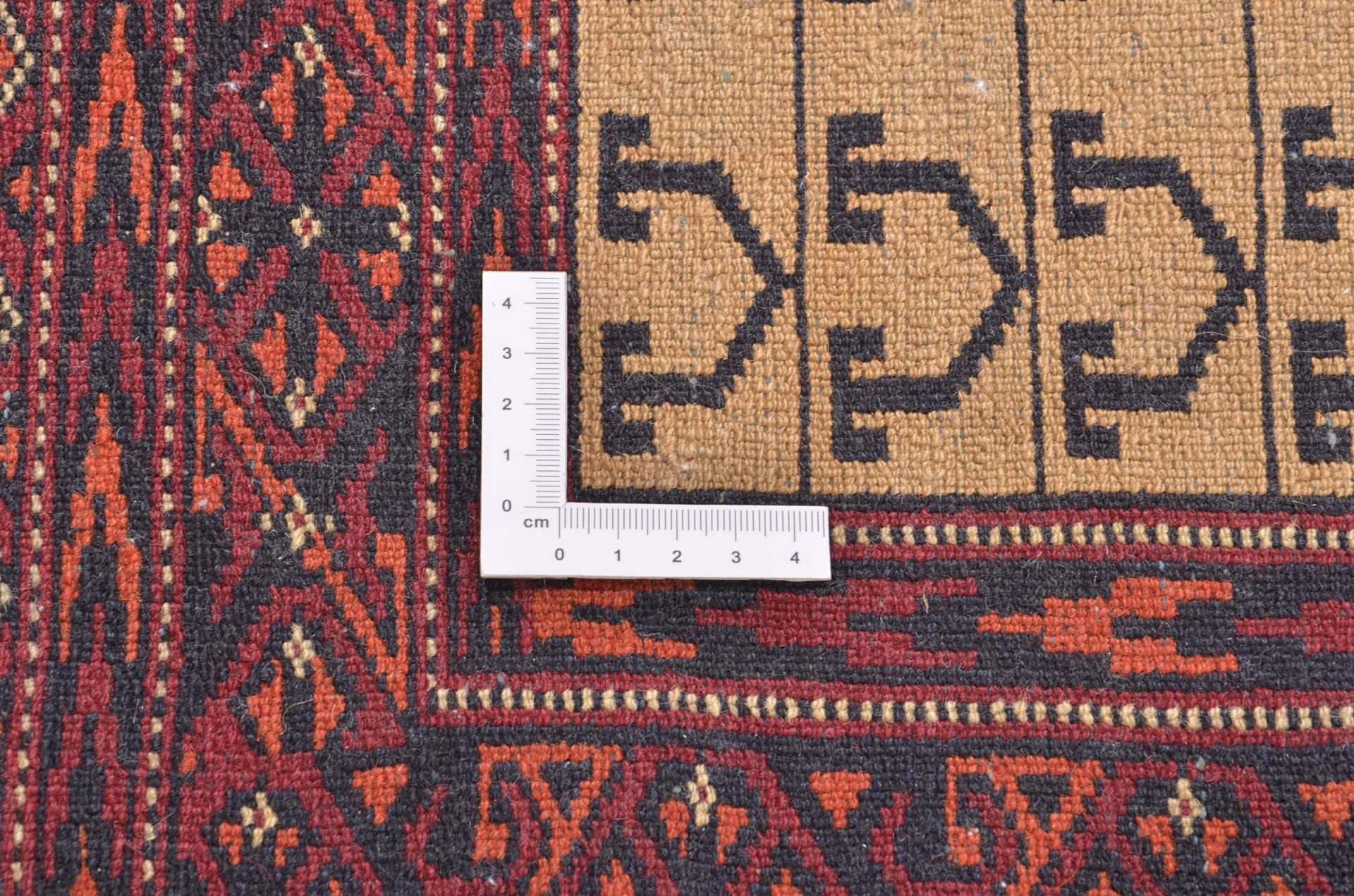 Afghan Rug — hand-knotted, 189 × 280 cm, Wool