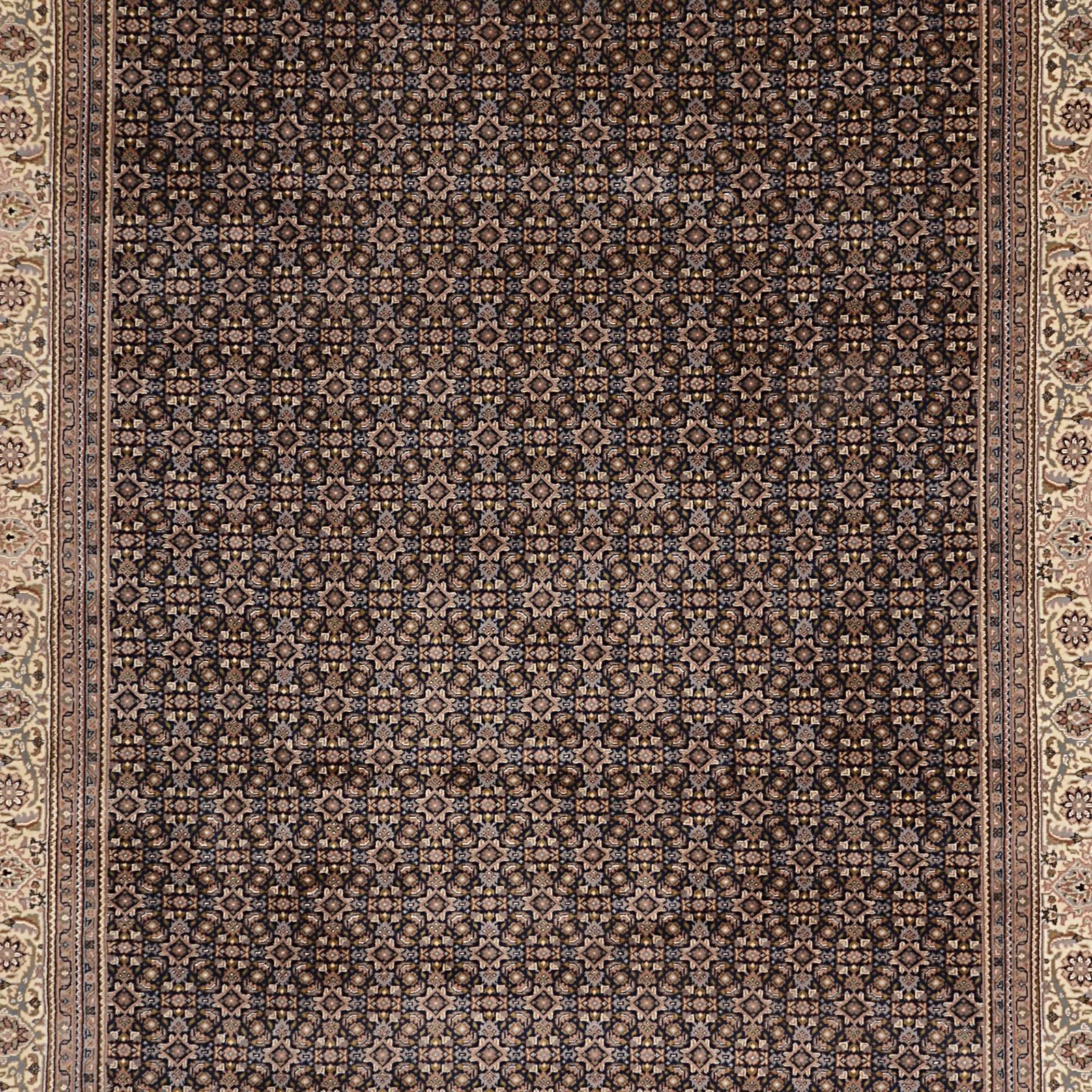 Tabriz Indian Rug — hand-knotted, 250 × 298 cm, Wool