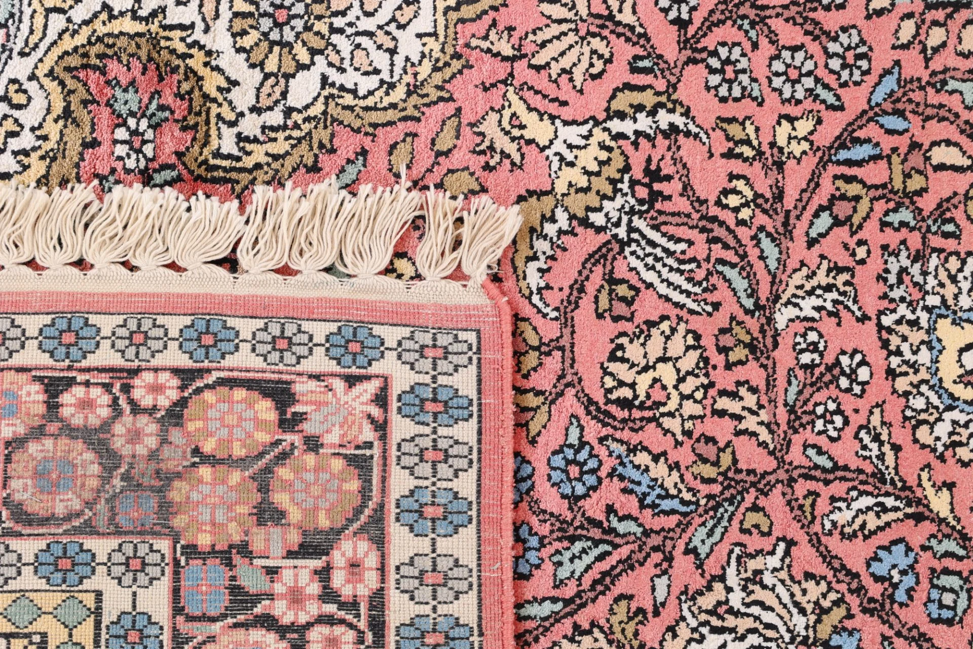 Indian Rug 186 × 127 cm, Wool, hand-knotted