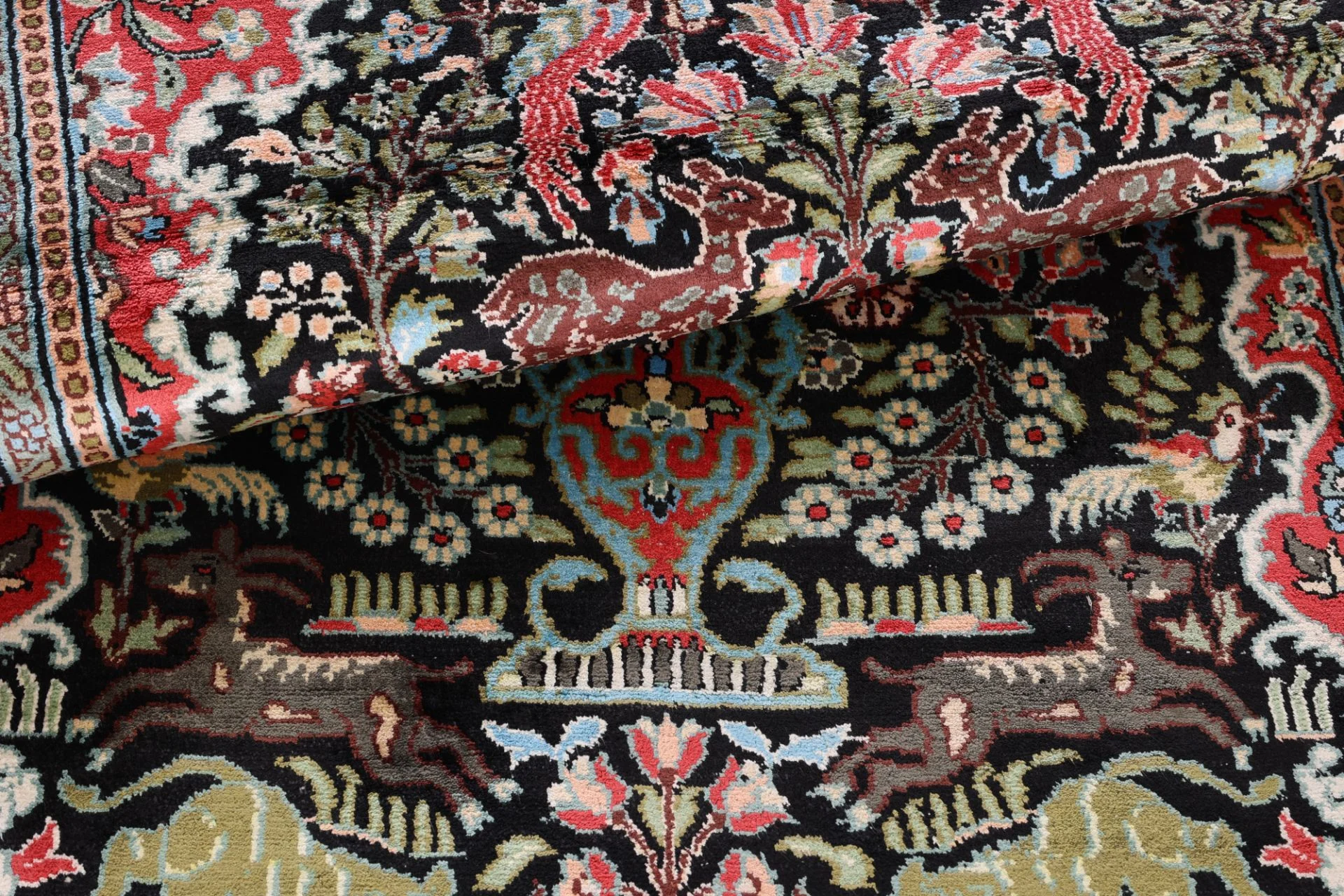 Indian Rug 202 × 118 cm, Wool, hand-knotted
