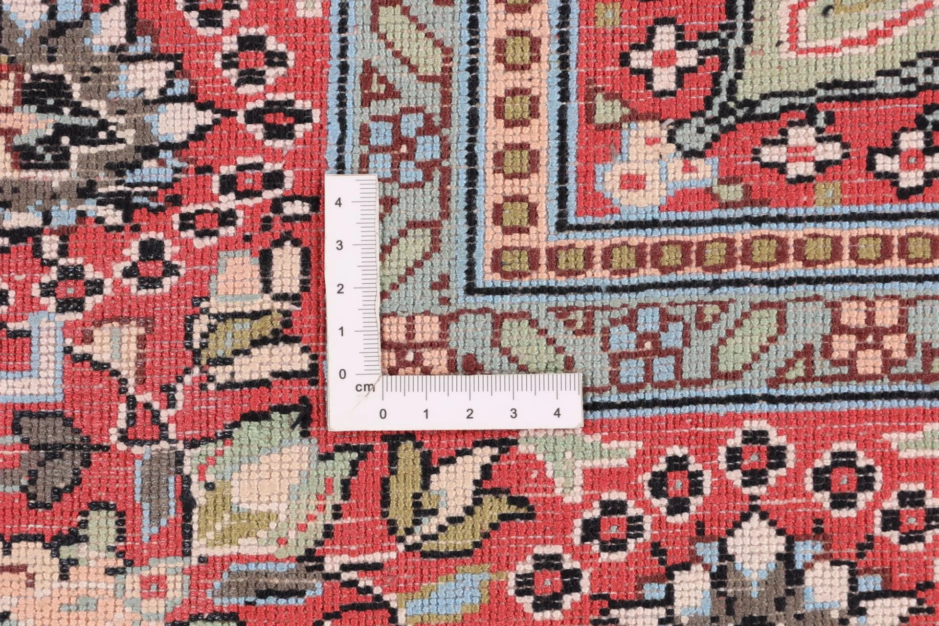 Indian Rug 202 × 118 cm, Wool, hand-knotted