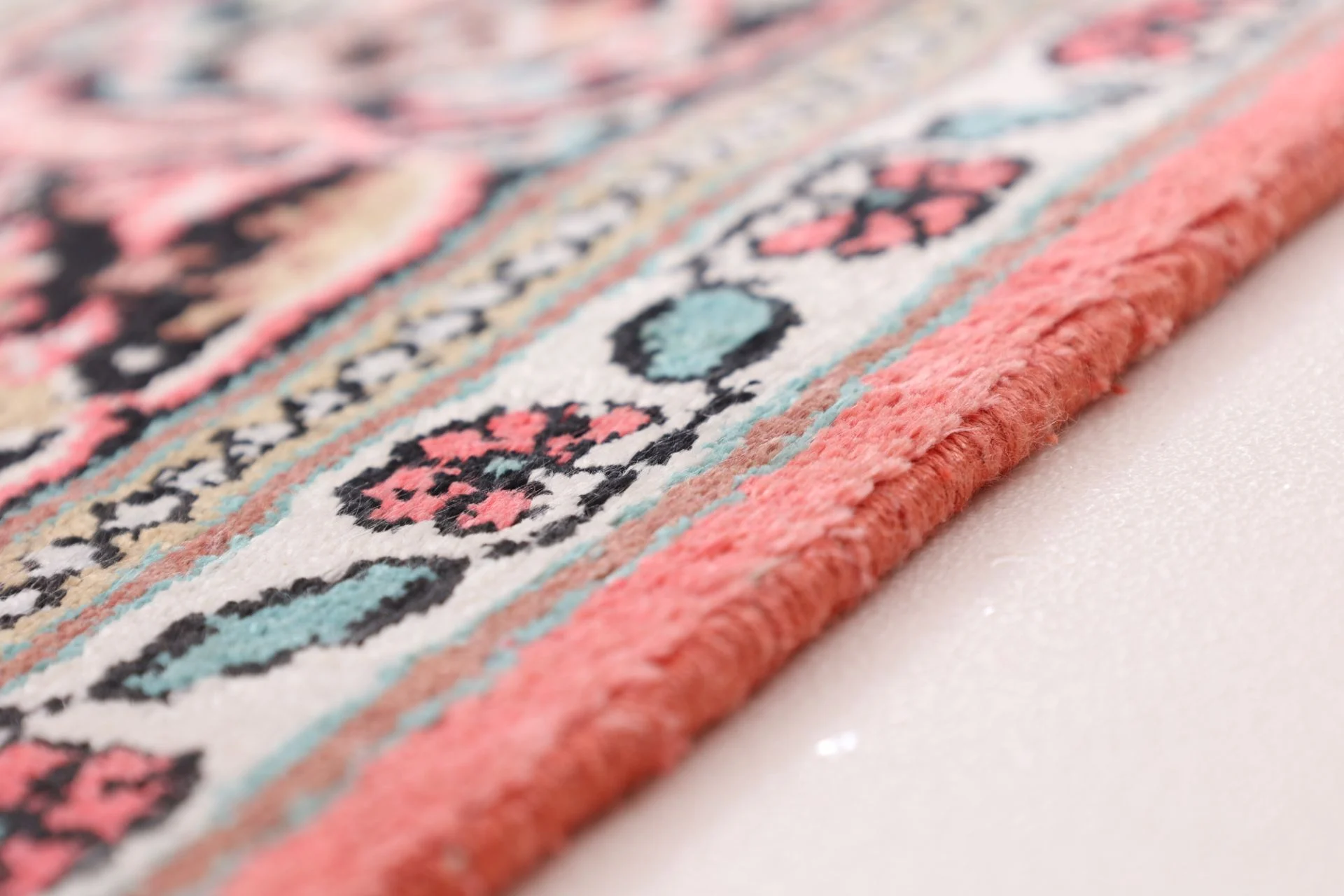 Hand-Knotted Wool Indian Rug, 187 × 121 cm