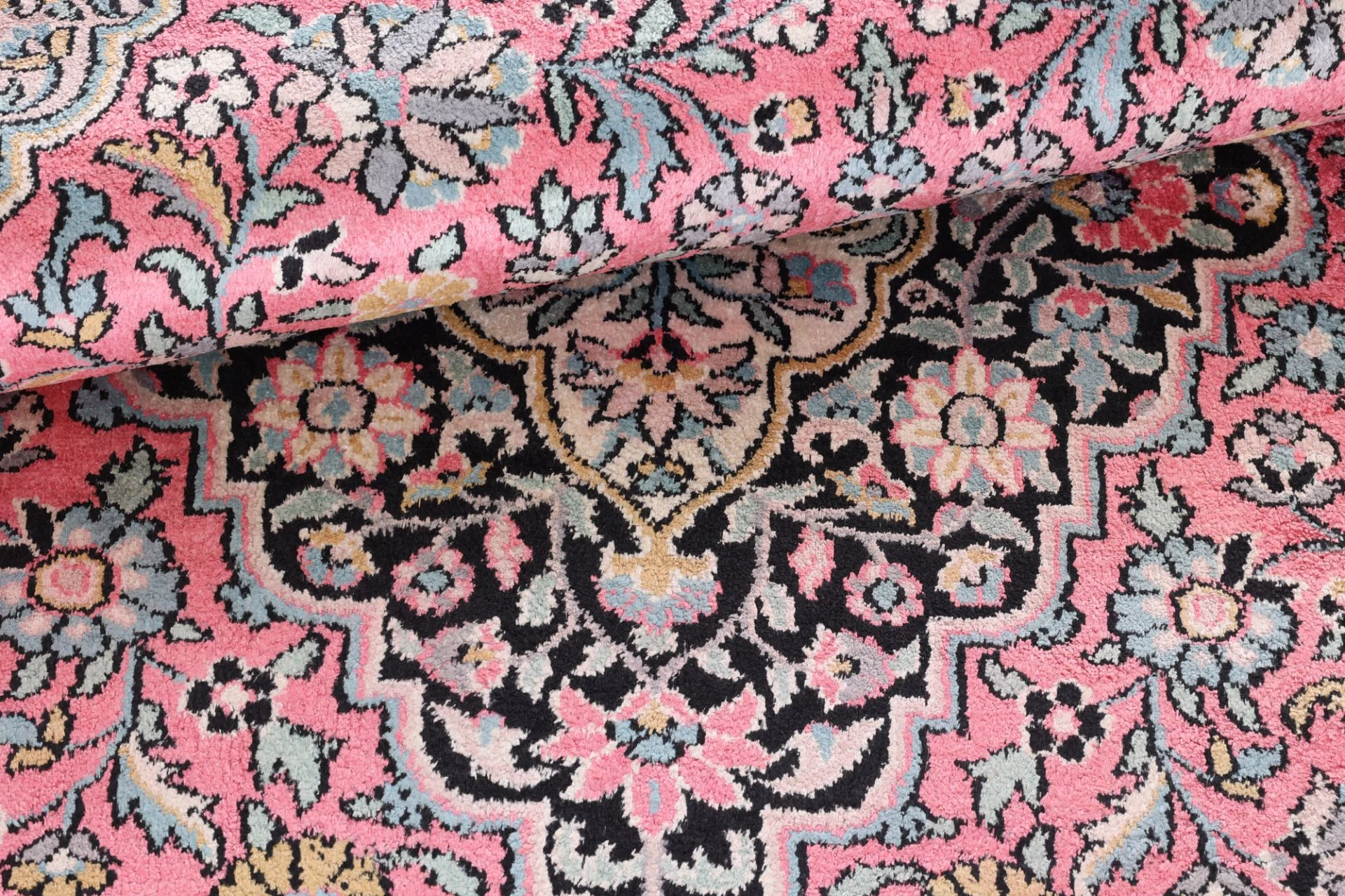 Hand-Knotted Wool Indian Rug, 189 × 124 cm