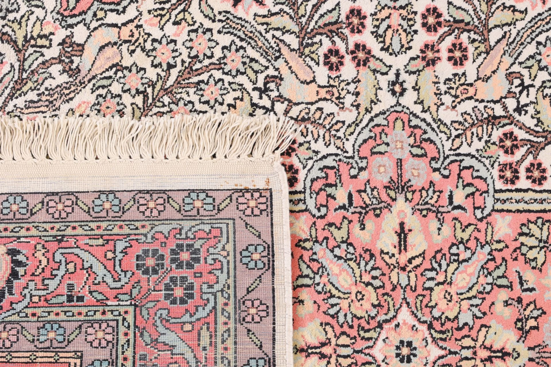 Indian Rug — hand-knotted, 184 × 124 cm, Wool
