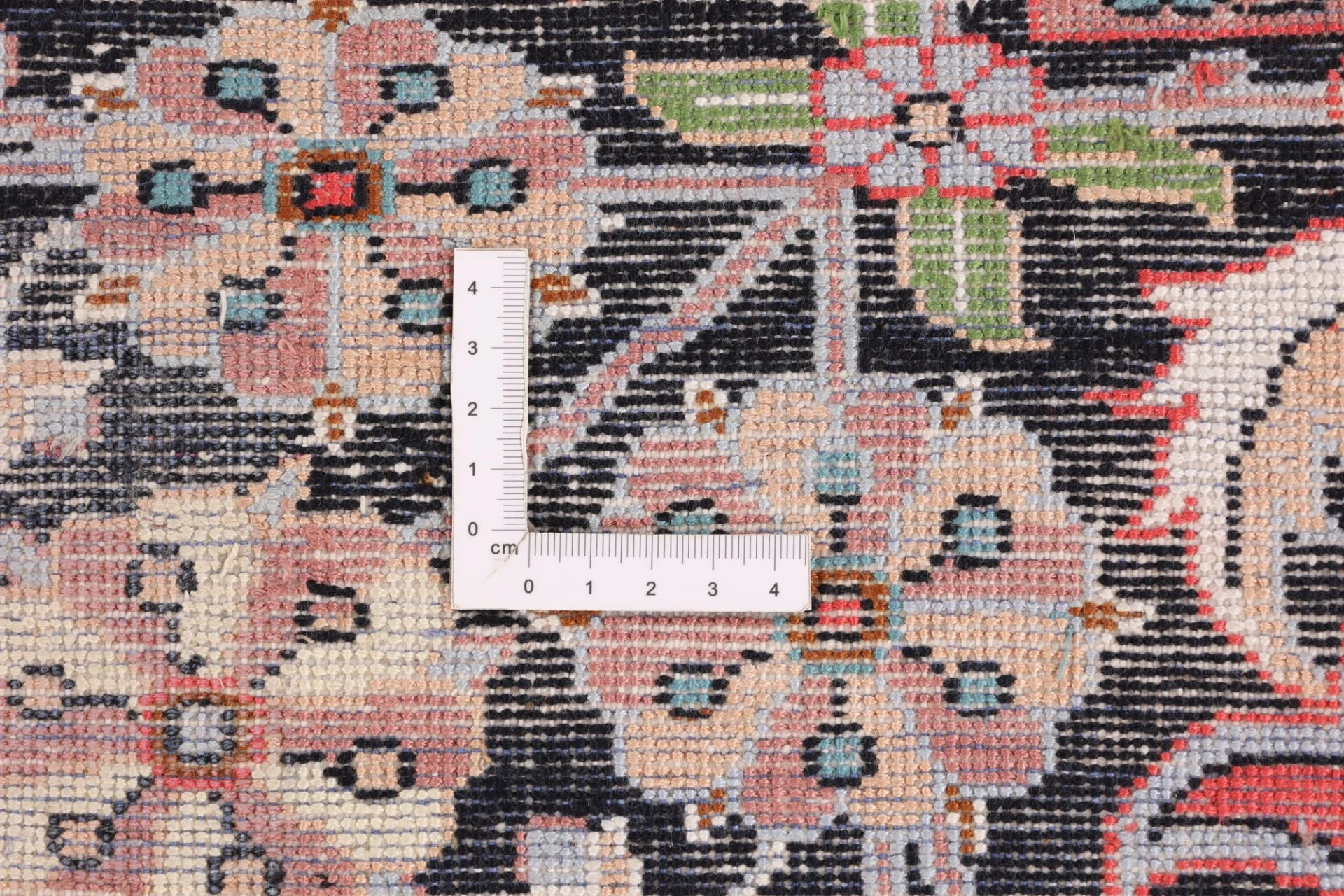 Hand-Knotted Wool Indian Rug, 275 × 189 cm