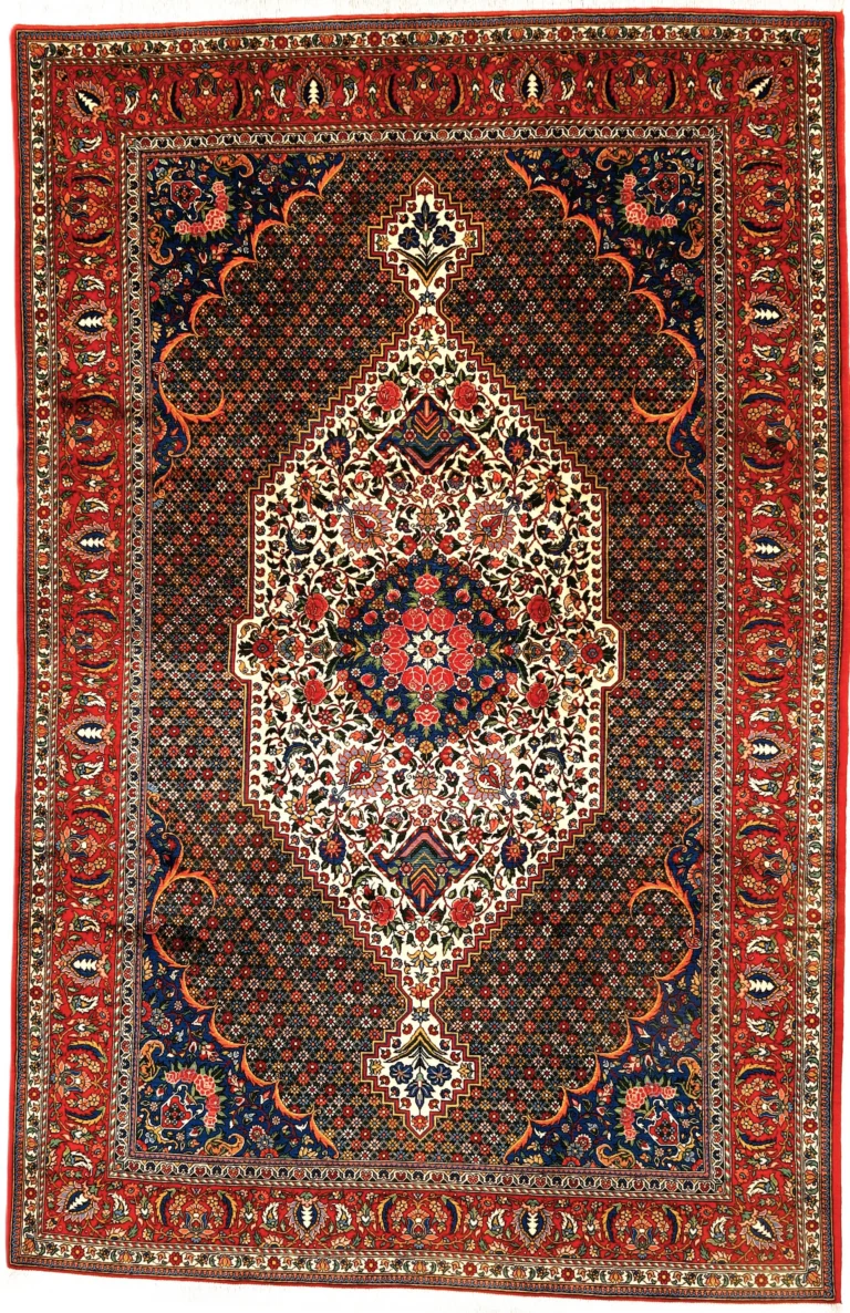Bakhtiari Persian Rug — hand-knotted, 319 × 206 cm, Wool