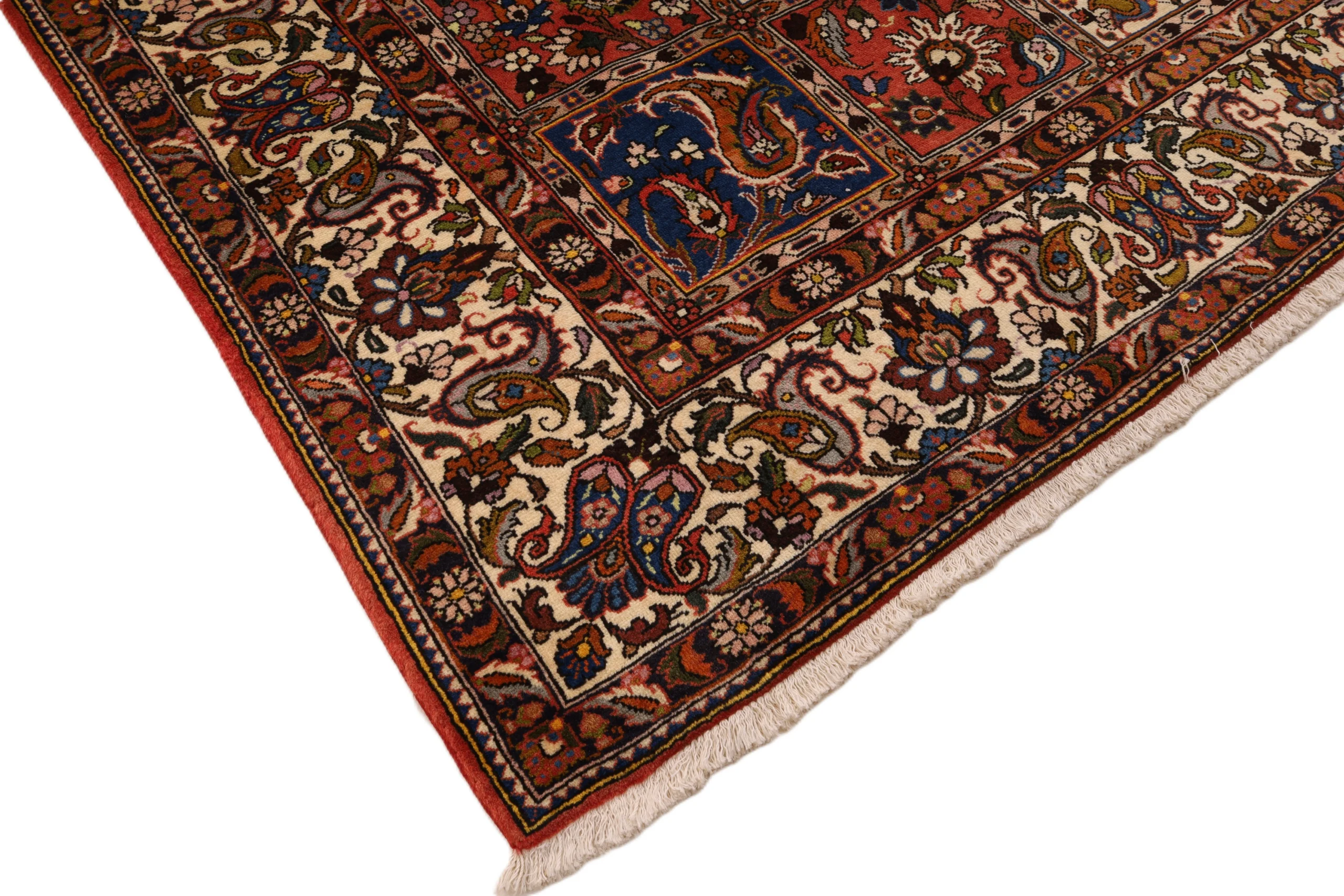 perserteppich-bakhtiar-305-x-204-cm-wolle-handgeknupft-rot-32-scaled Hand-Knotted Wool Bakhtiari Persian Rug, 305 × 204 cm