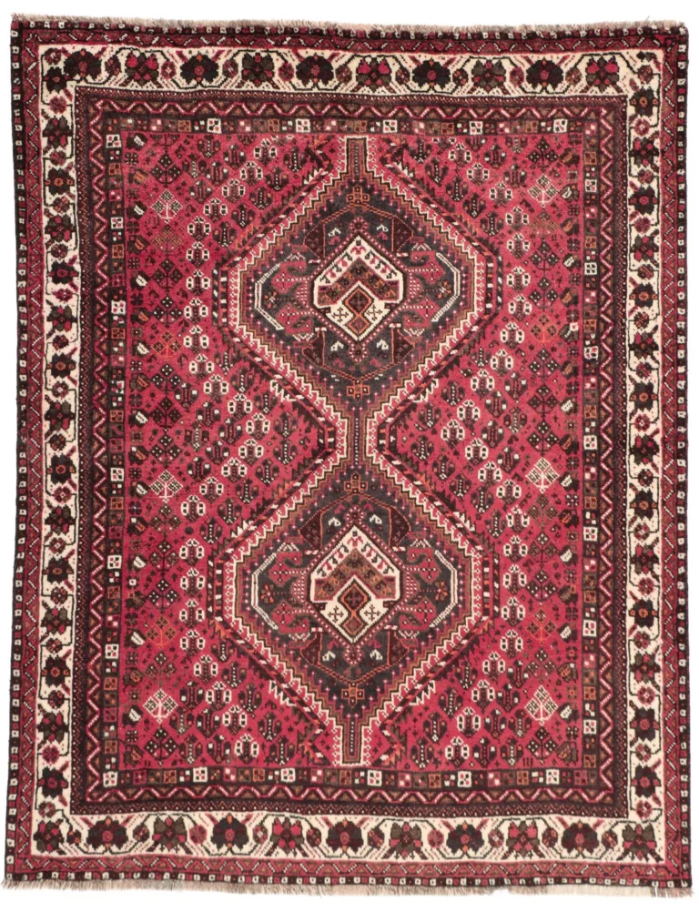 Qashqai Persian Rug 162 × 207 cm, Wool, hand-knotted