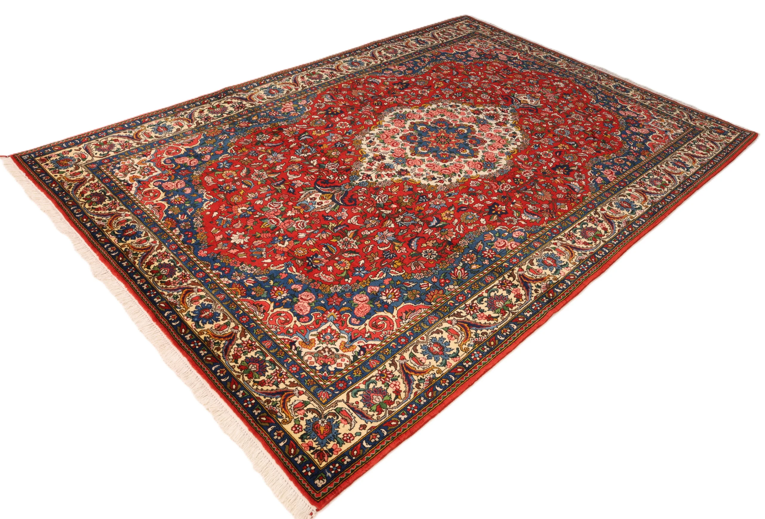 perserteppich-bakhtiari-303-x-203-cm-wolle-handgeknupft-39-scaled Hand-Knotted Wool Bakhtiari Persian Rug, 303 × 203 cm