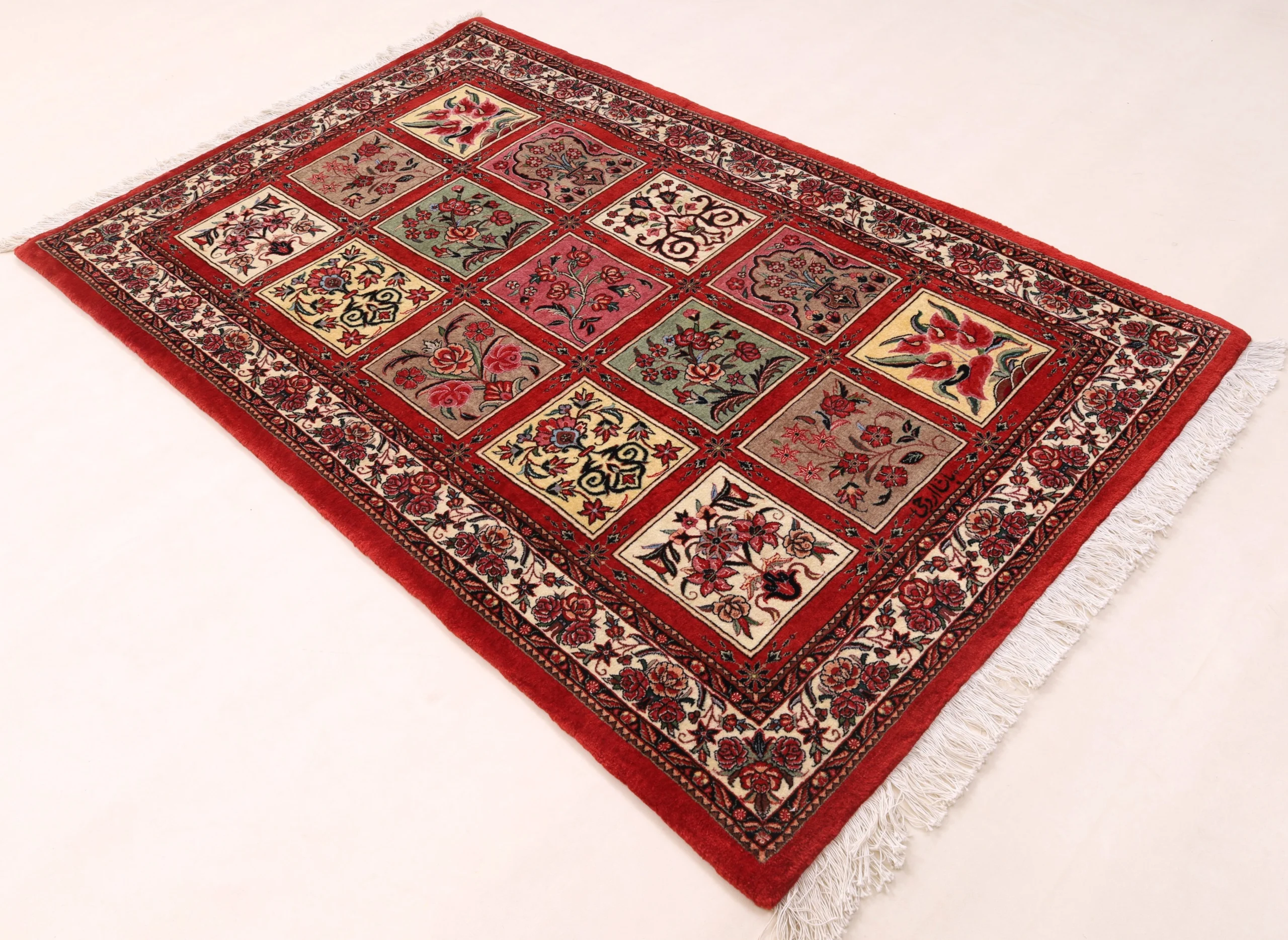 perserteppich-bidjar-185-x-114-cm-wolle-und-seide-handgeknupft-52-scaled Bijar Persian Rug — hand-knotted, 185 × 114 cm, Wool & Silk