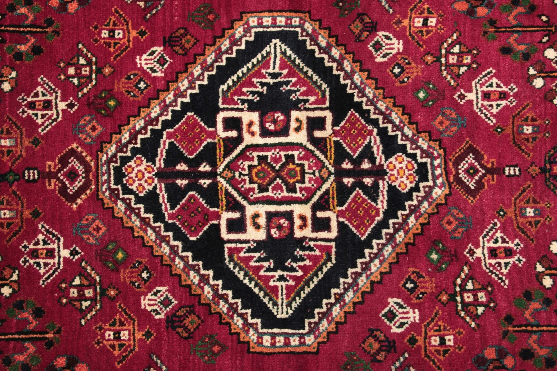 Qashqai Persian Rug 120 × 175 cm, Wool, hand-knotted