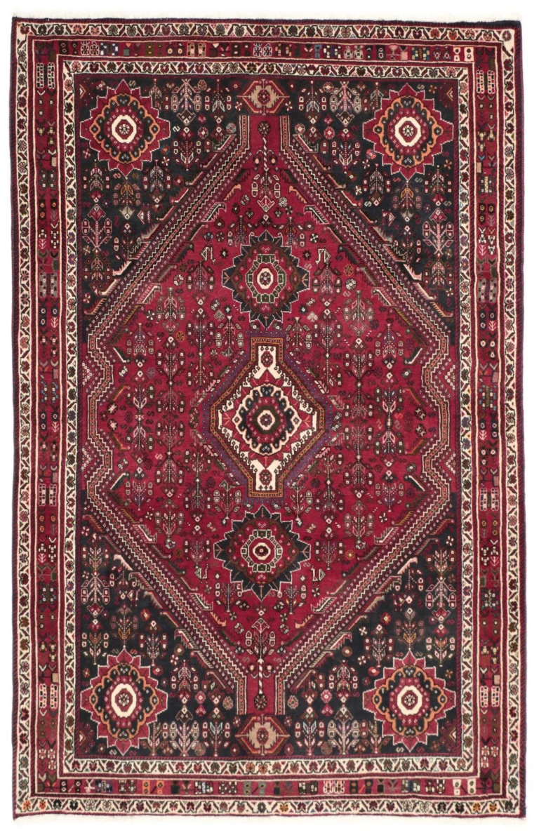 Qashqai Persian Rug 145 × 223 cm, Wool, hand-knotted