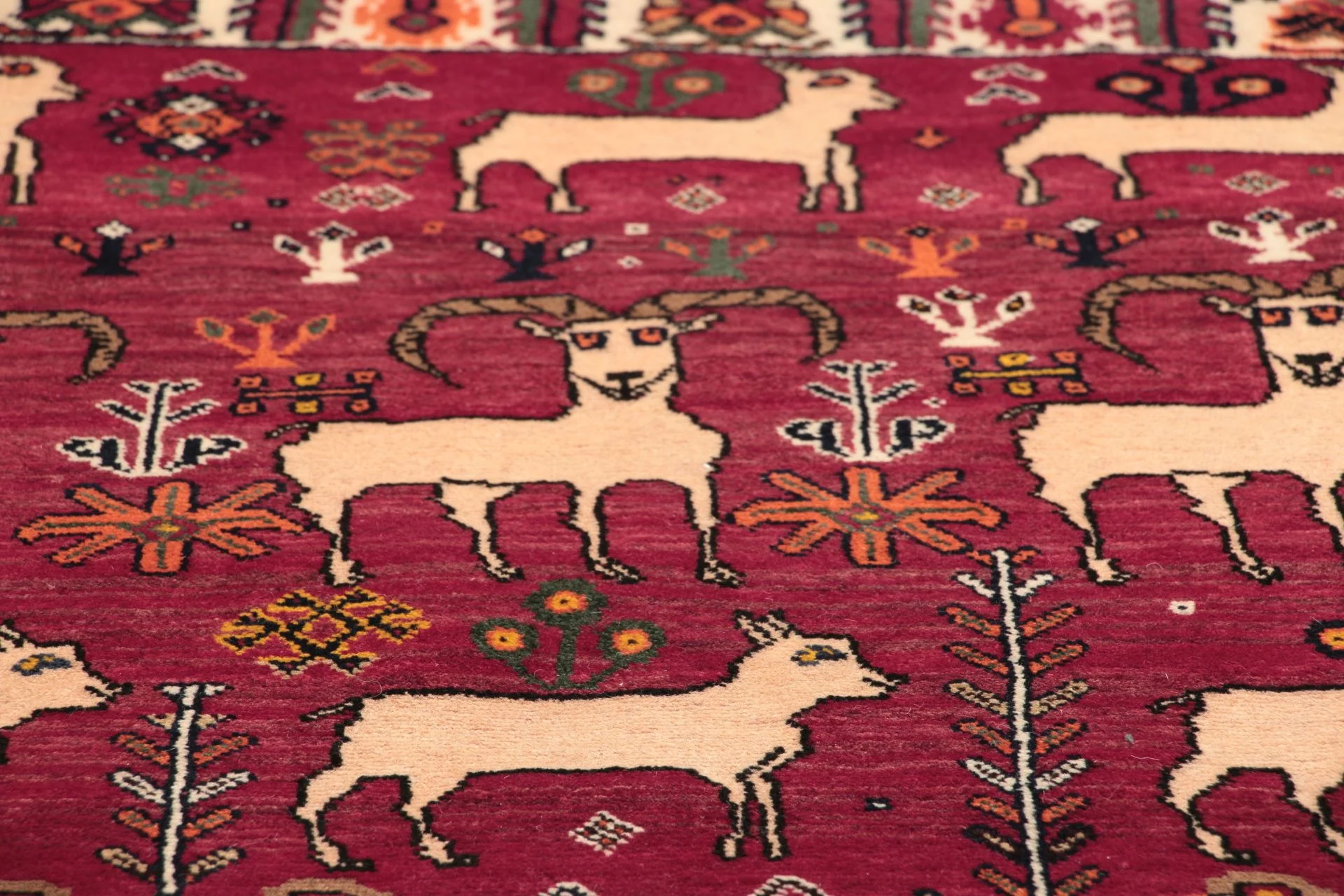 Qashqai Persian Rug — hand-knotted, 120 × 220 cm, Wool
