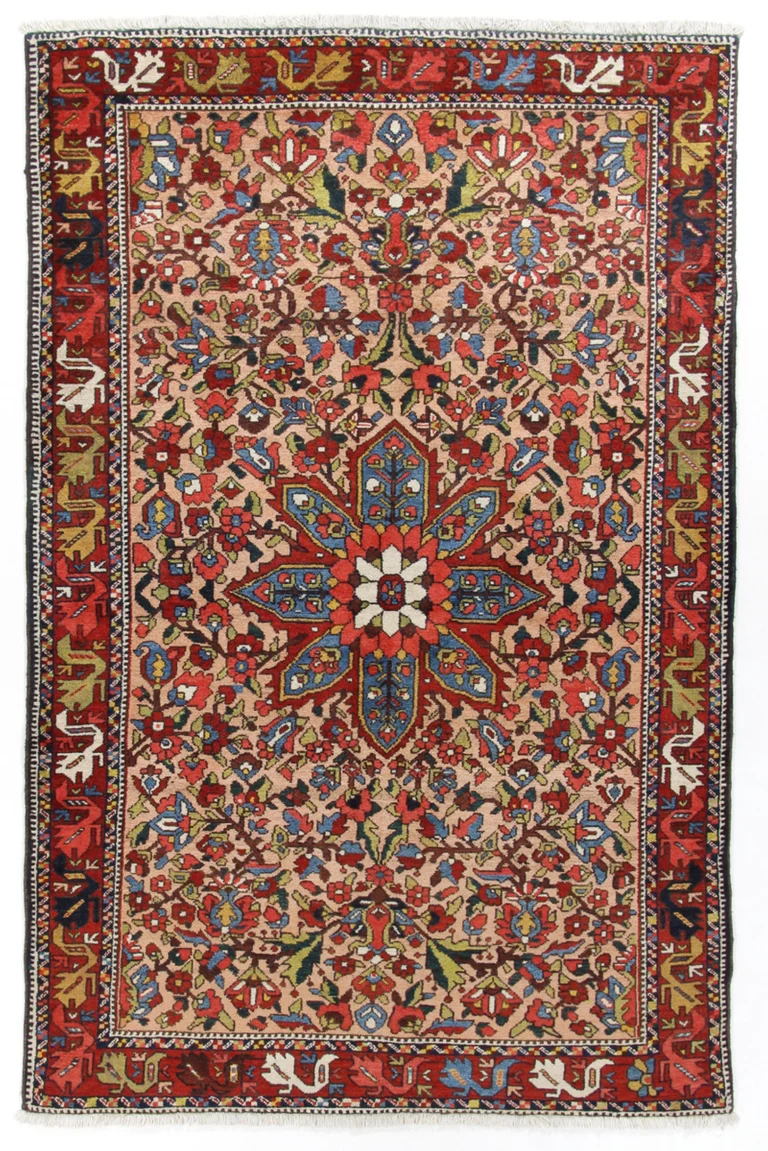 Bakhtiari Persian Rug 143 × 221 cm, Wool, hand-knotted