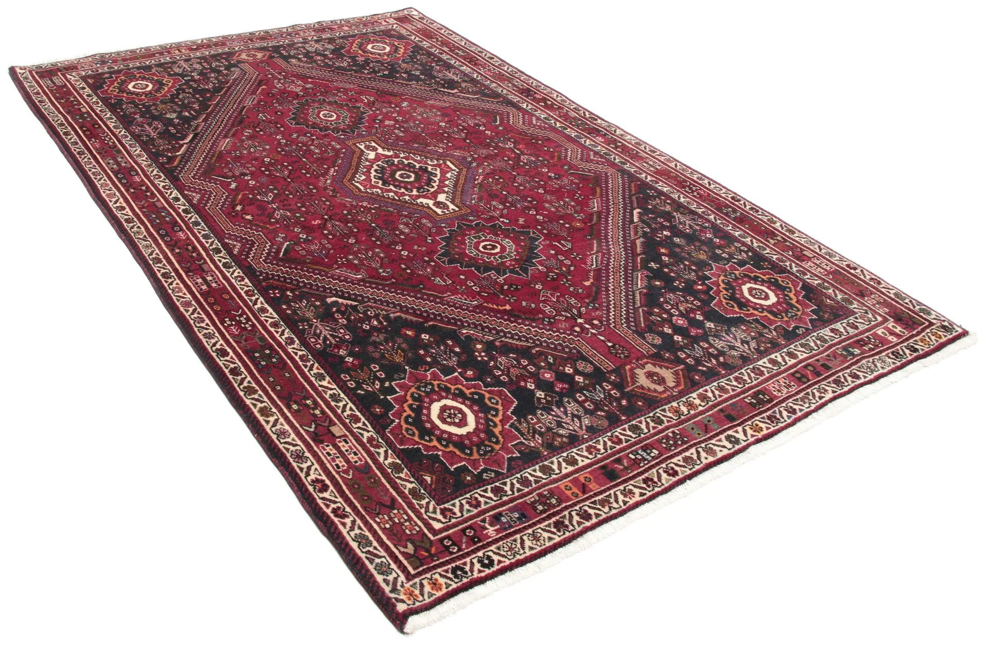 Qashqai Persian Rug 145 × 223 cm, Wool, hand-knotted