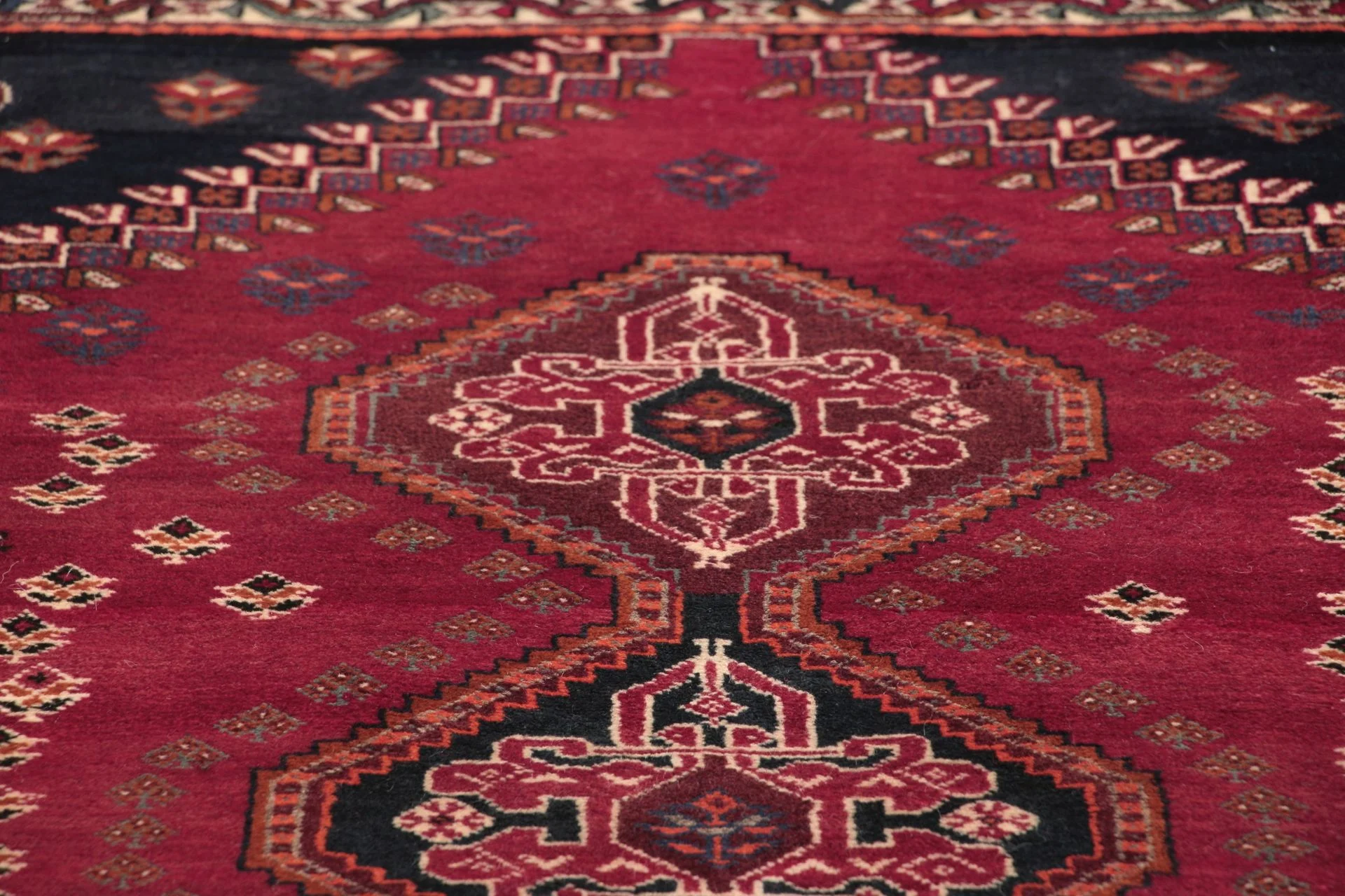 perserteppich-gashghai-118-x-176-cm-schurwolle-handgeknupft-6 Qashqai Persian Rug 118 × 176 cm, Wool, hand-knotted