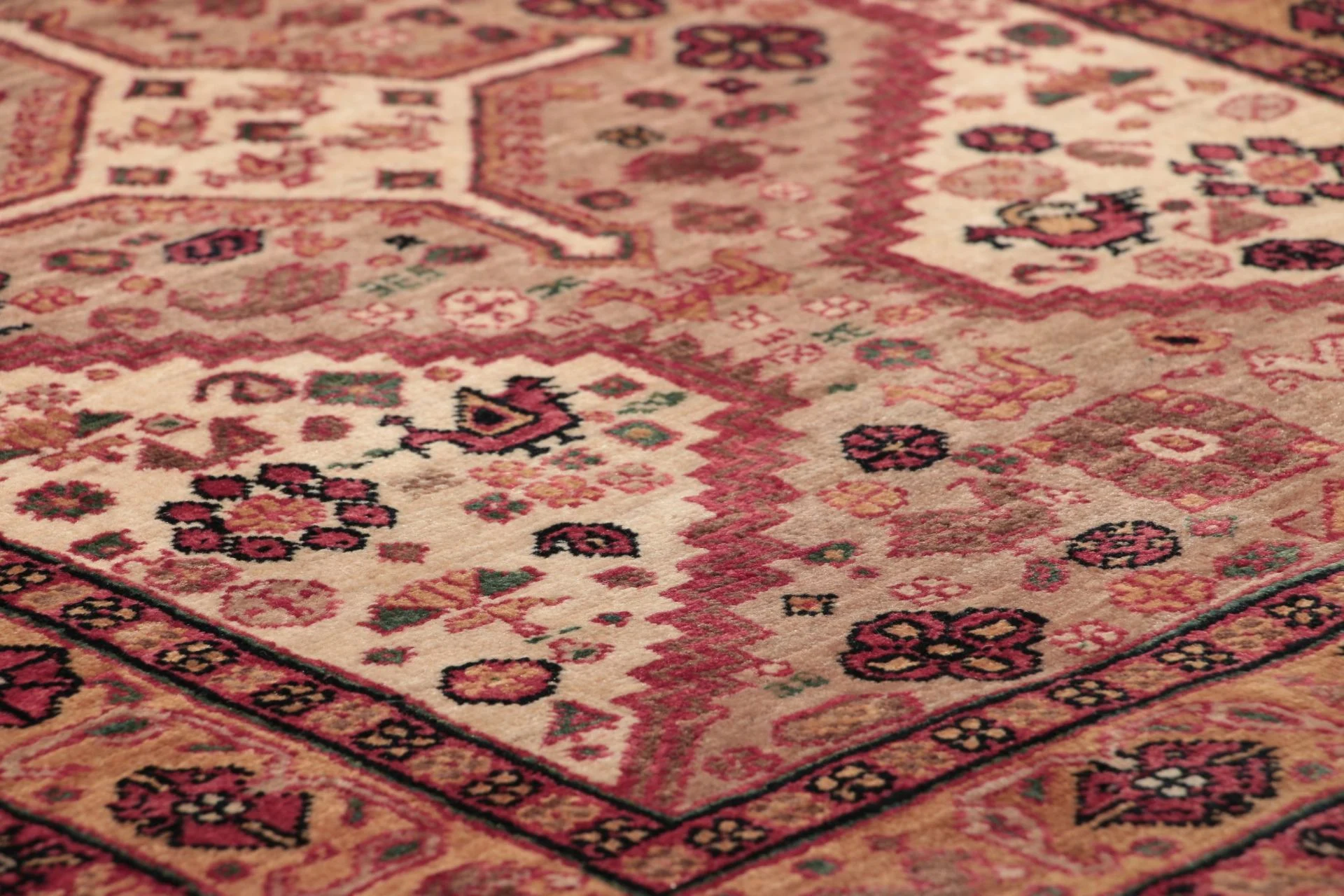 Qashqai Persian Rug — hand-knotted, 81 × 254 cm, Wool