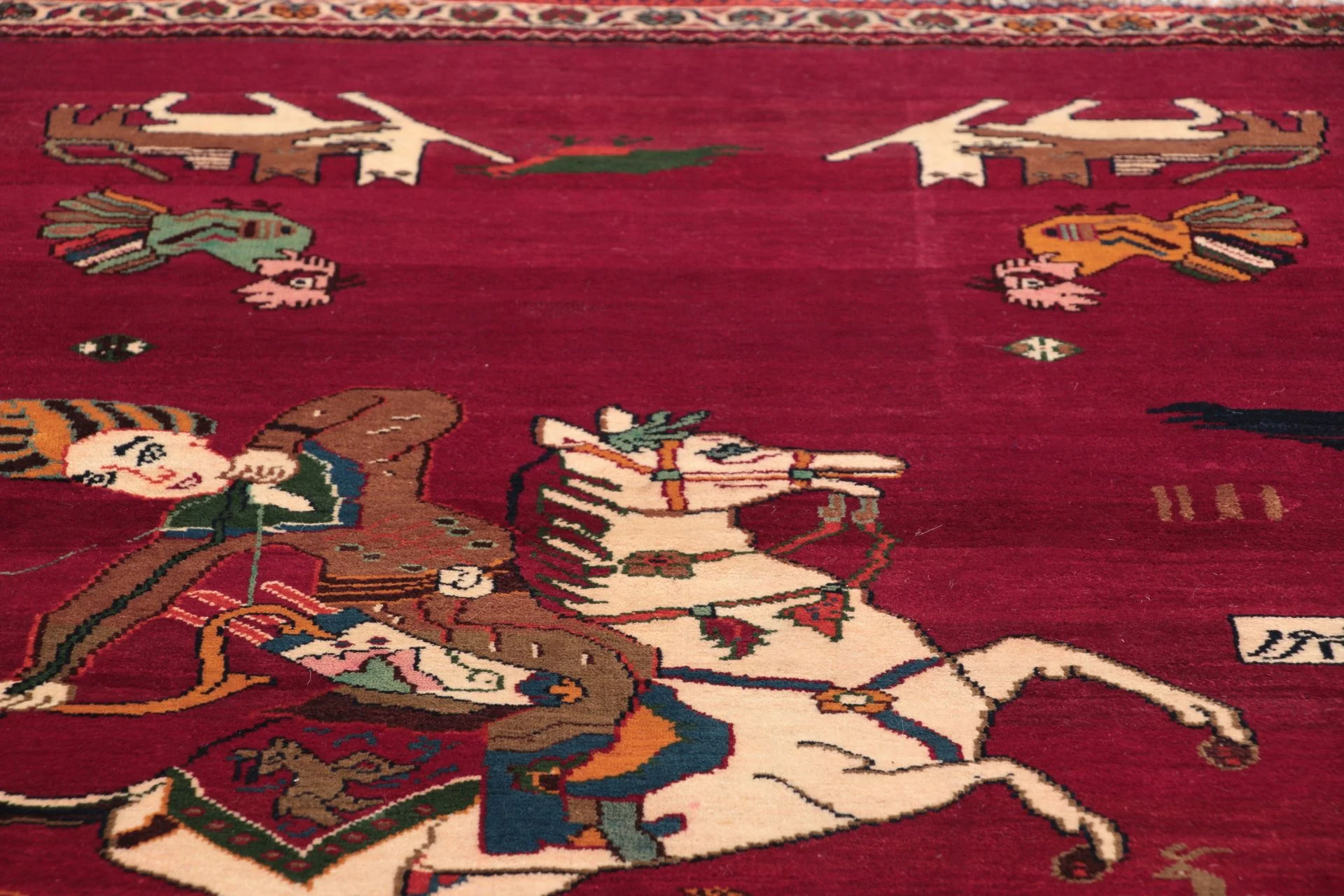 Hand-Knotted Wool Qashqai Persian Rug, 126 × 180 cm