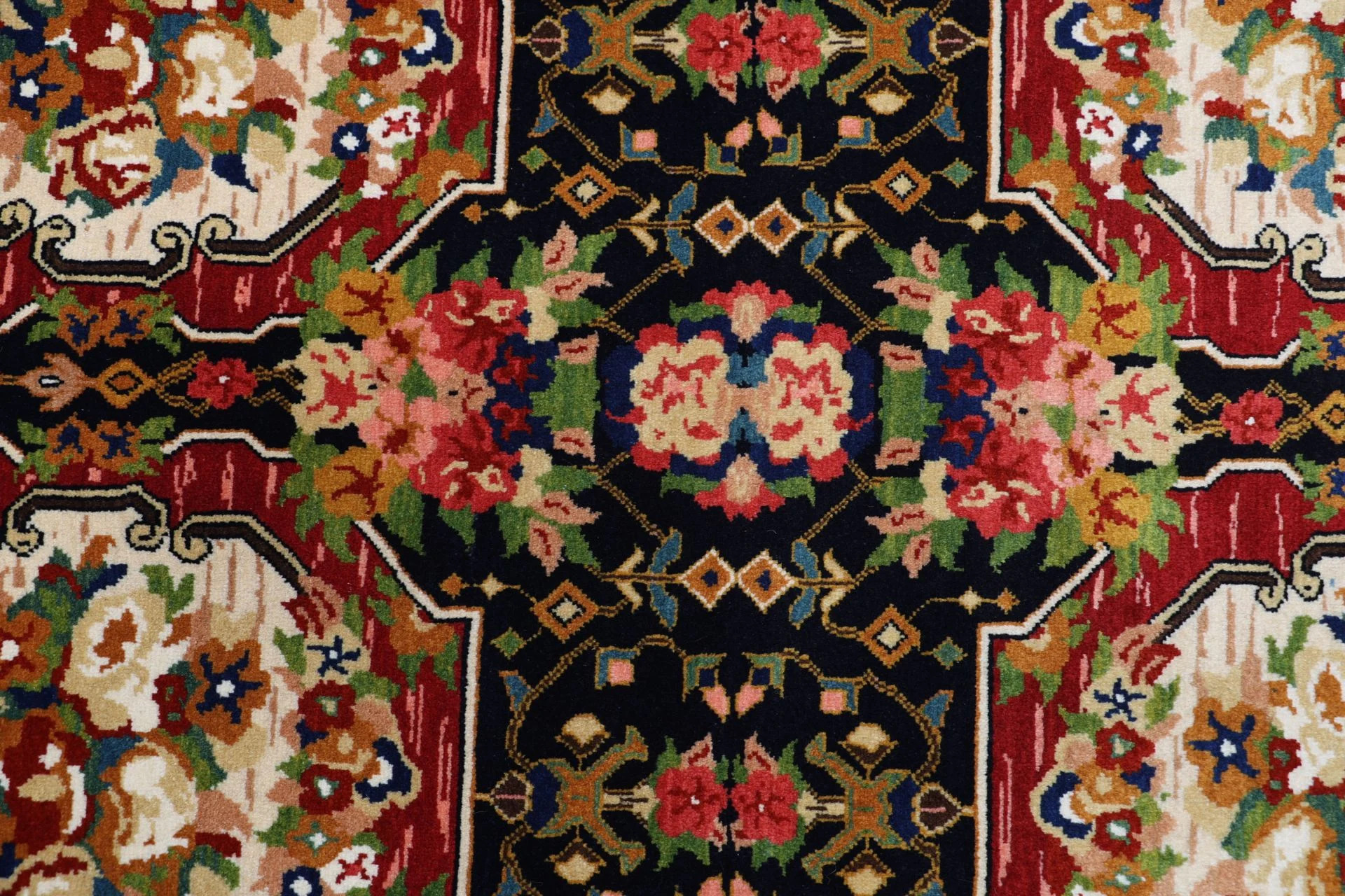 perserteppich-bachtiar-158-x-227-cm-schurwolle-handgeknupft-8 Bakhtiari Persian Rug 158 × 227 cm, Wool, hand-knotted