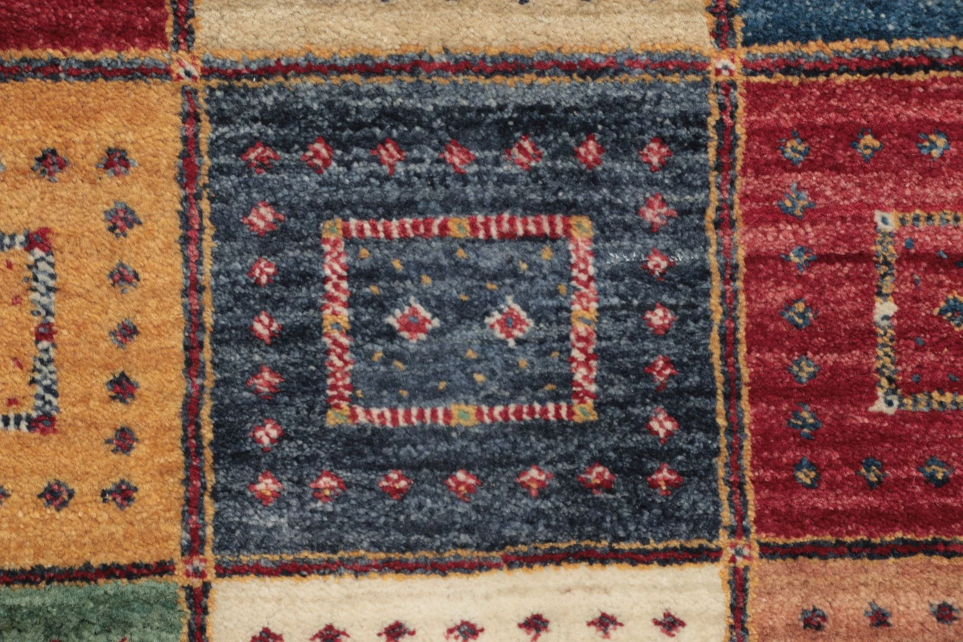 Loribaft Indian Rug — hand-knotted, 145 × 198 cm, Wool
