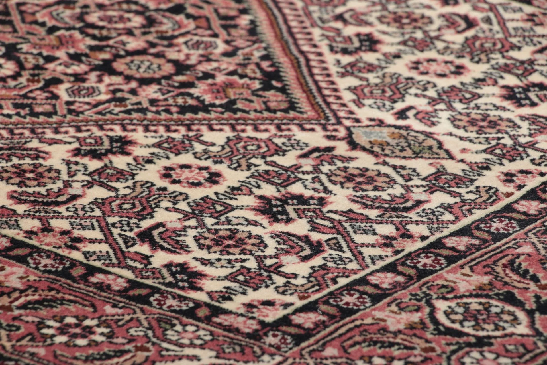 Bijar Persian Rug 80 × 310 cm, Wool, hand-knotted
