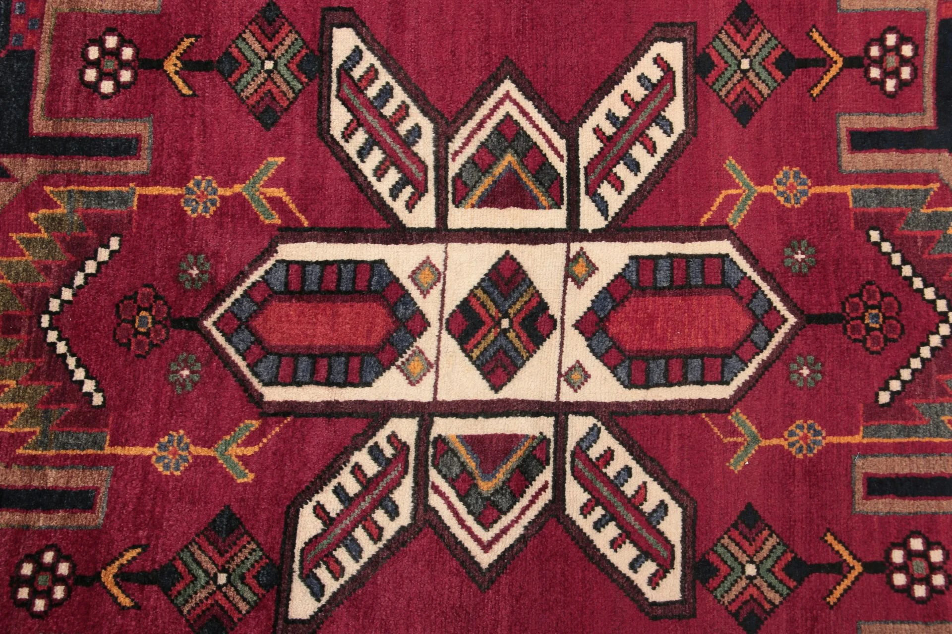 perserteppich-bachtiar-165-x-215-cm-schurwolle-handgeknupft-neu-2 Bakhtiari Persian Rug 165 × 215 cm, Wool, hand-knotted