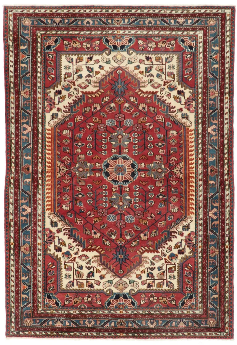 Hand-Knotted Wool Persian Rug, 156 × 228 cm