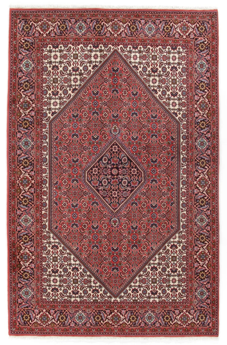 Hand-Knotted Wool Bijar Persian Rug, 143 × 230 cm