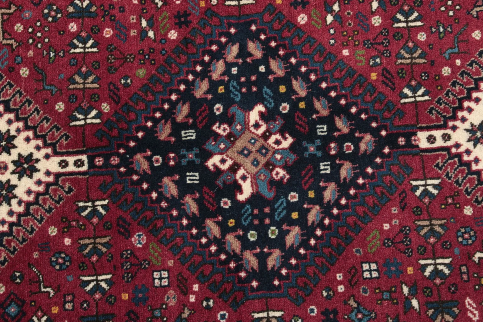 Persian Rug 155 × 200 cm, Wool, hand-knotted – view 2