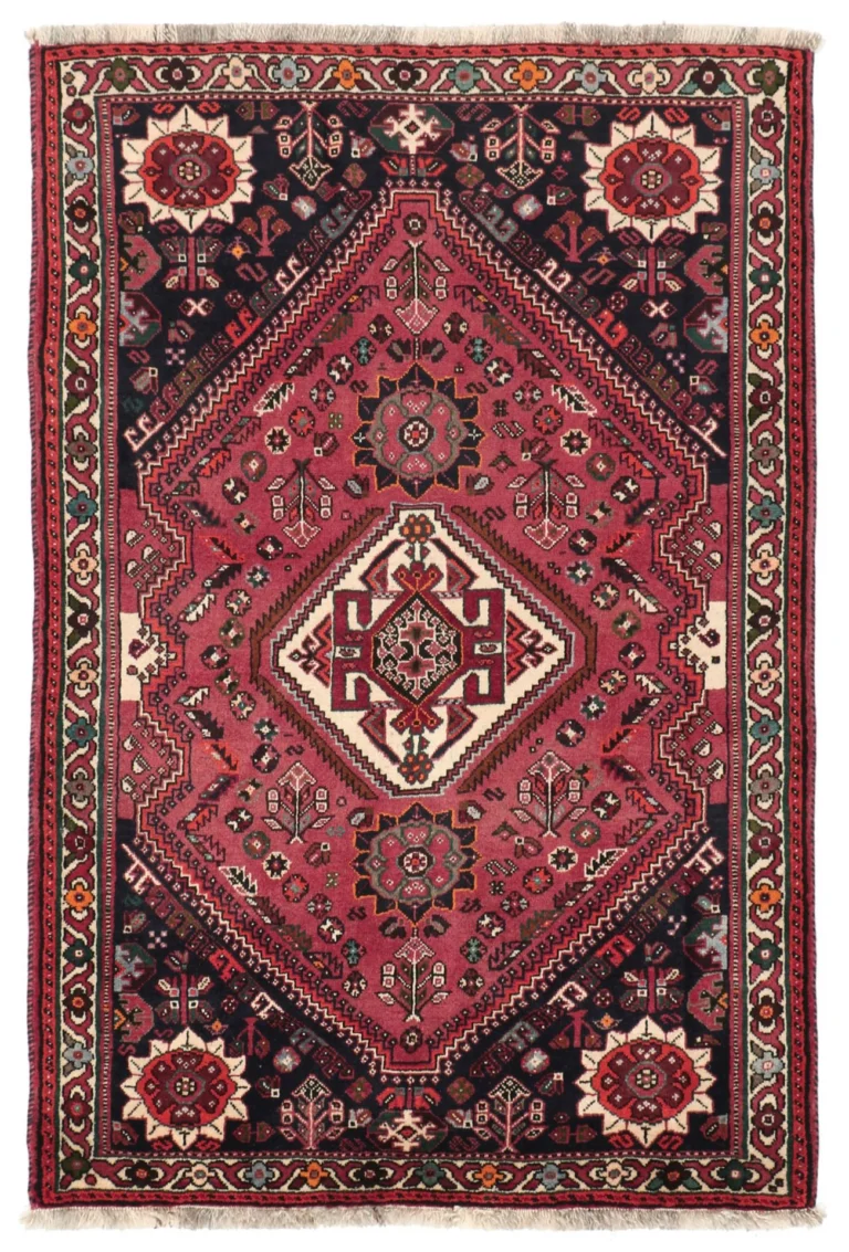 Qashqai Persian Rug 118 × 177 cm, Wool, hand-knotted