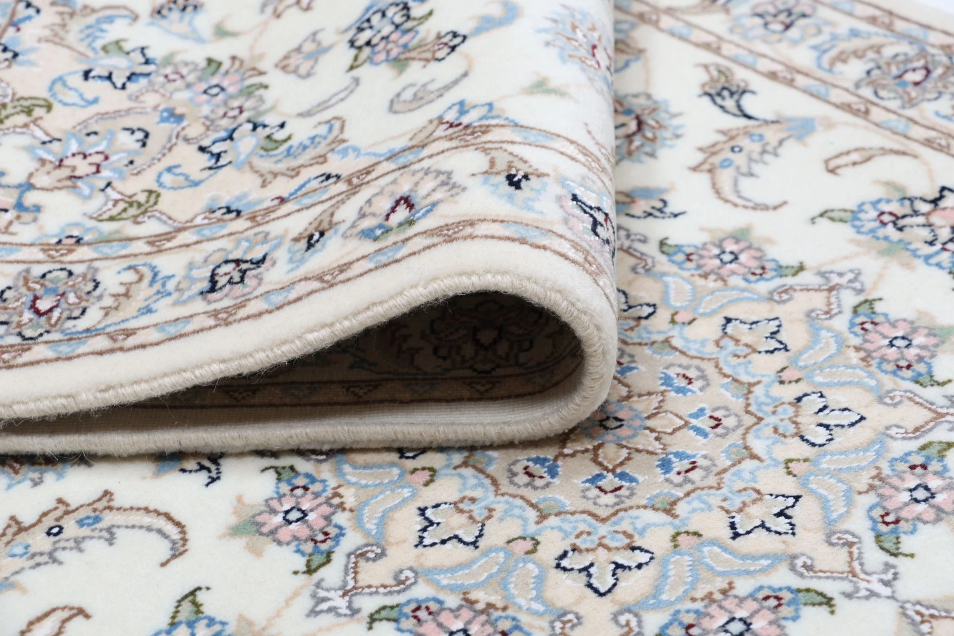 Nain Persian Rug — hand-knotted, 85 × 300 cm, Wool