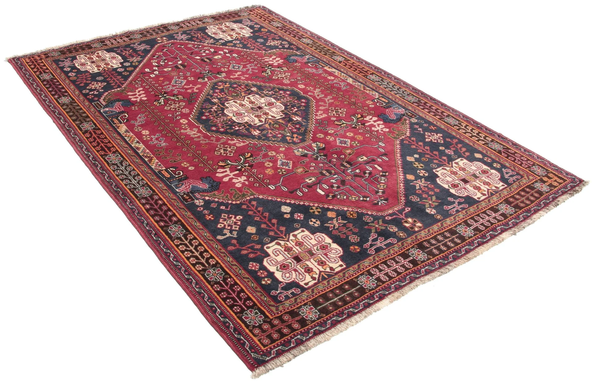Hand-Knotted Wool Qashqai Persian Rug, 137 × 195 cm